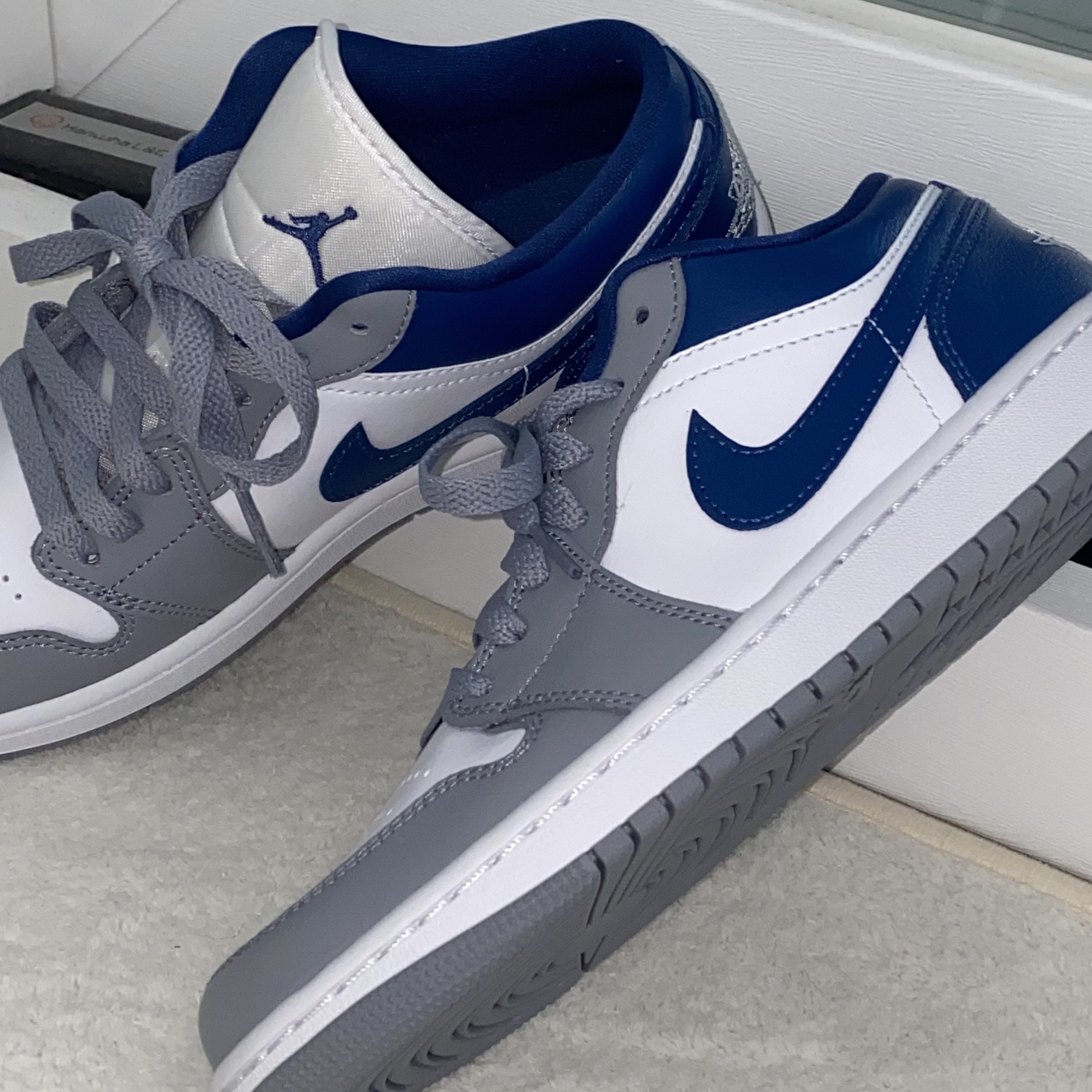 (W) Jordan 1 Low White Grey Blue 착용 스타일