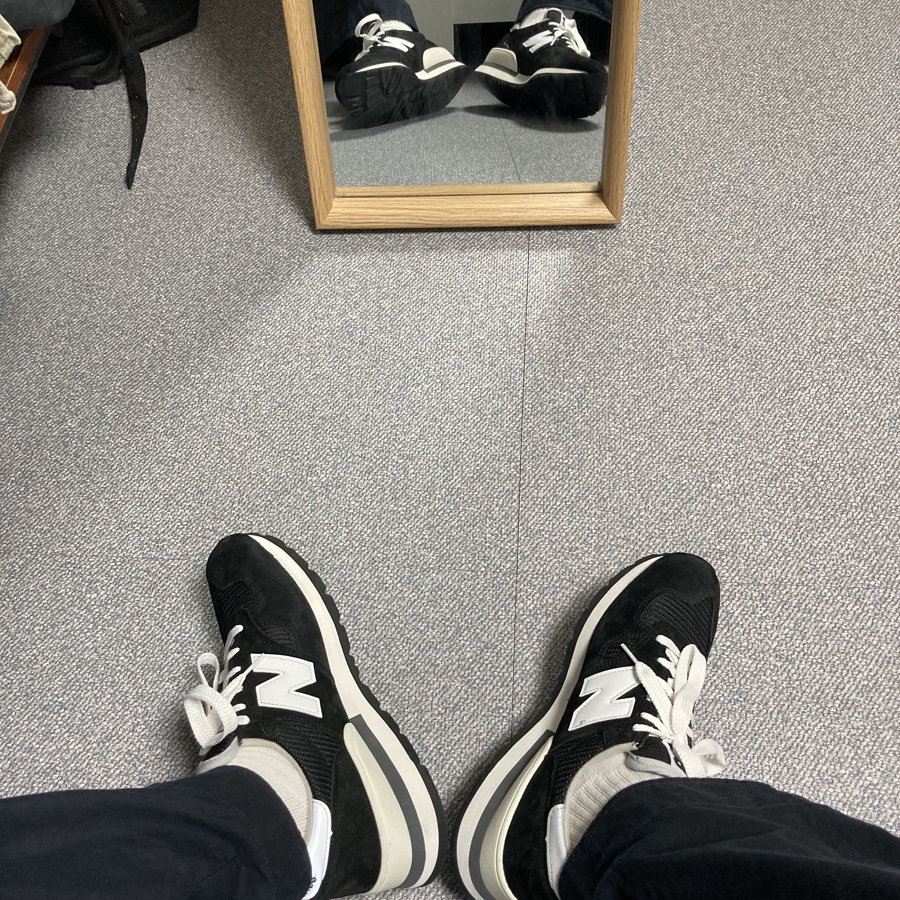 New Balance 990v1 Made in USA Black 착용 스타일