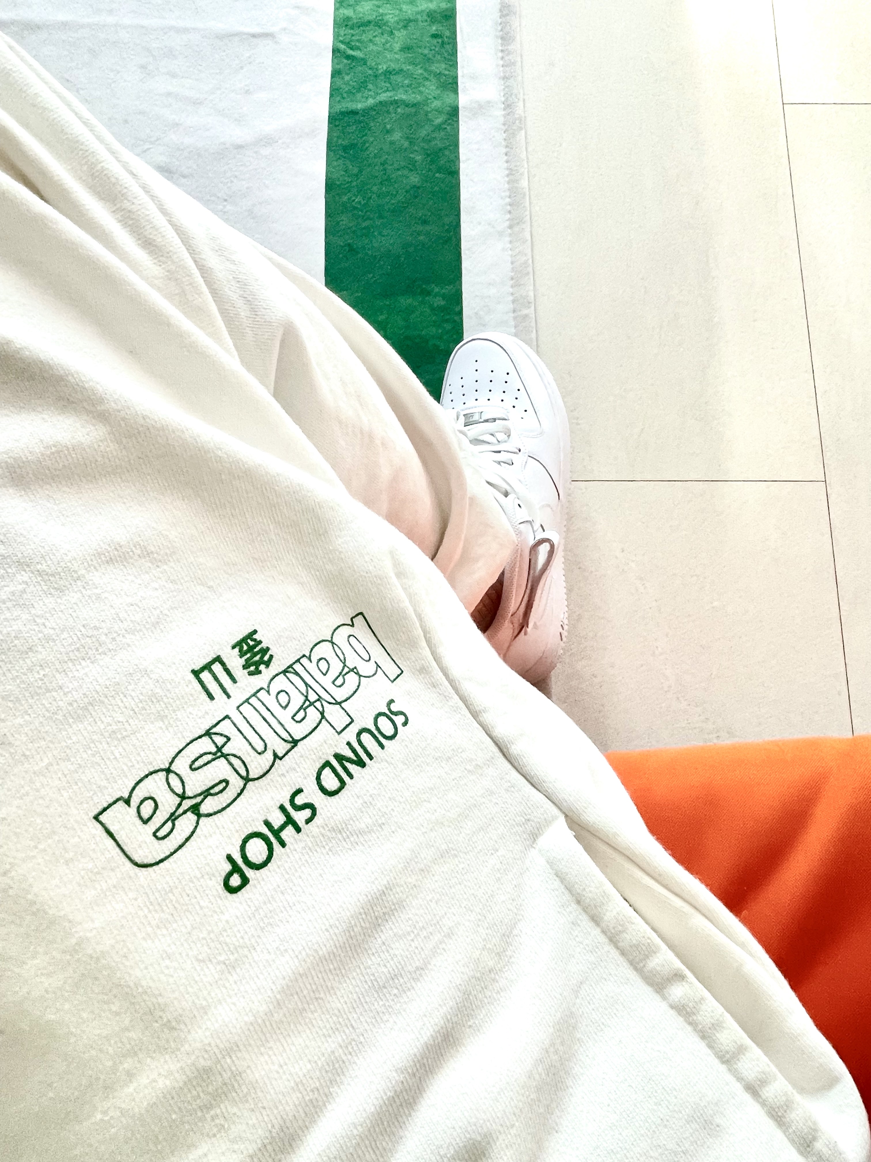 Nike Air Force 1 '07 Low White 착용 스타일 - 2