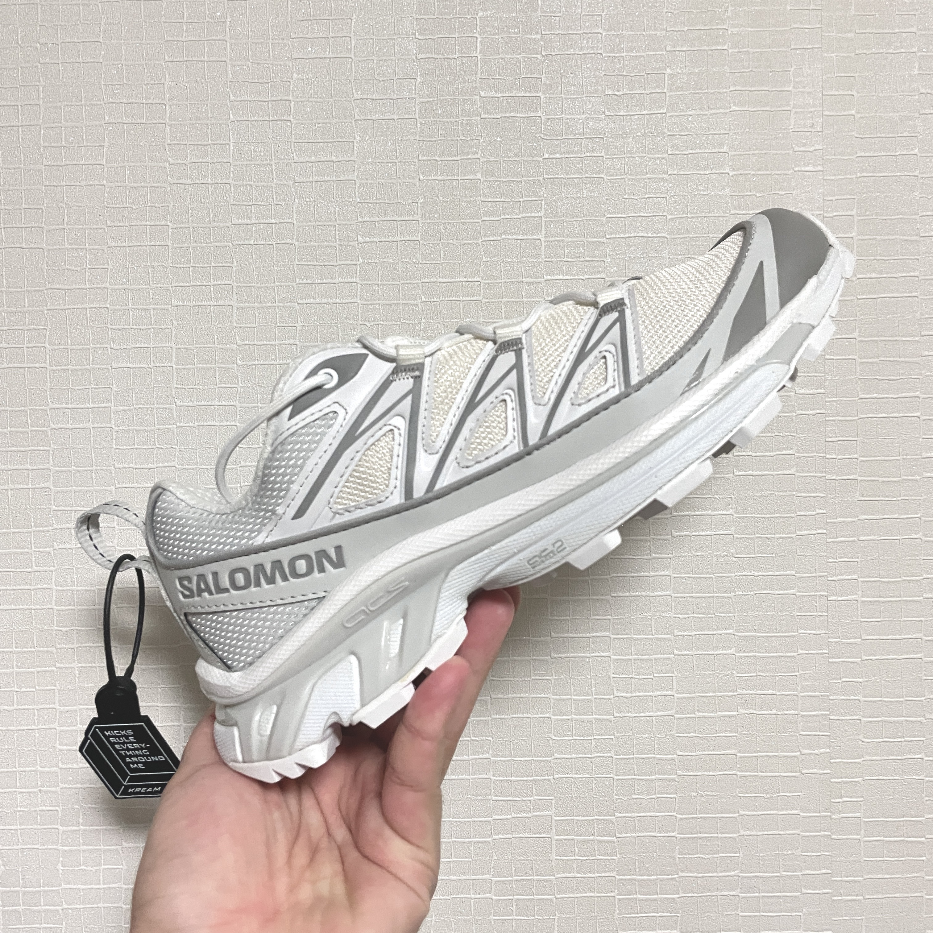 Salomon XT-6 Expanse Vanilla Ice White 착용 스타일