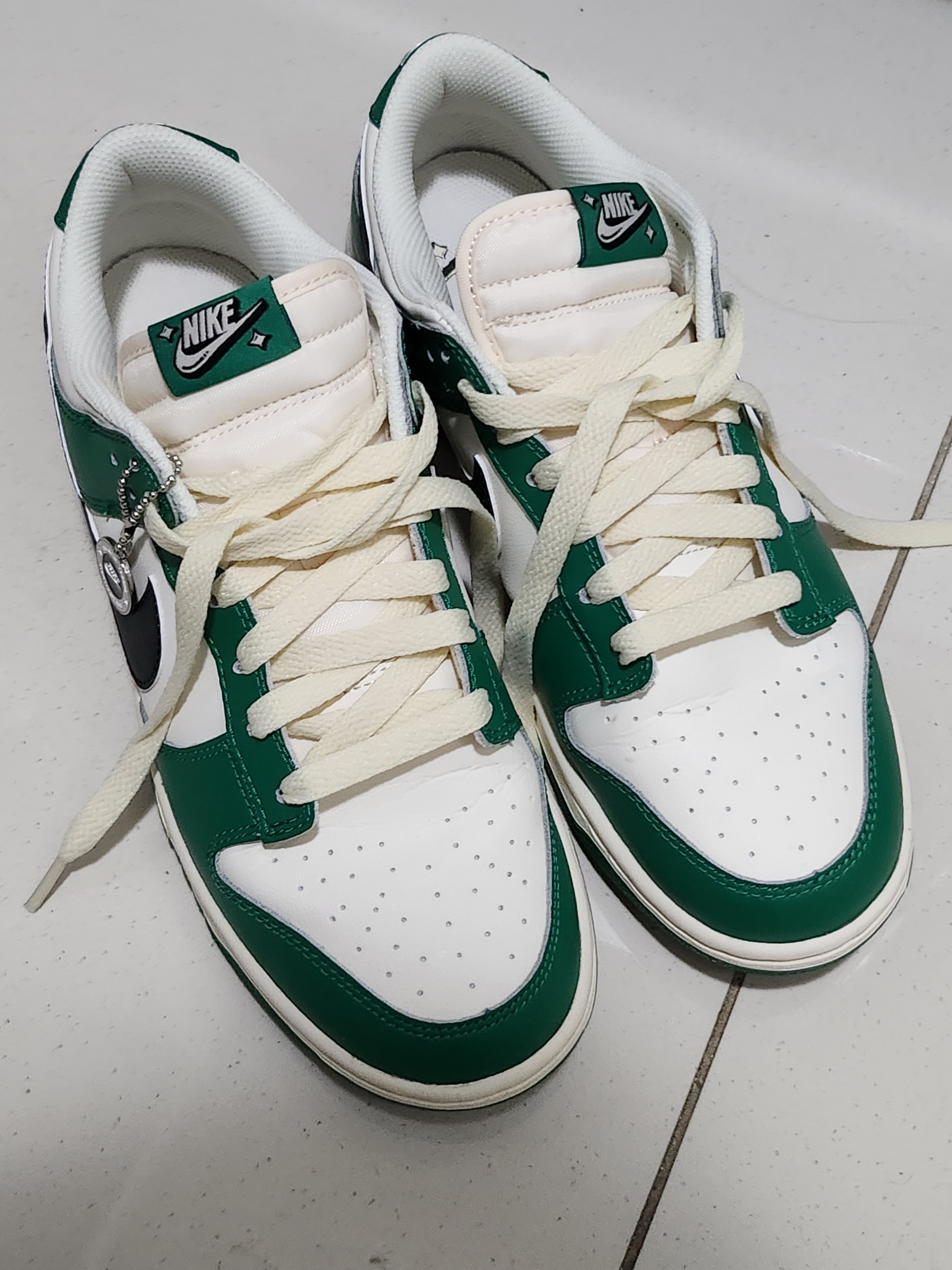 Nike Dunk Low Retro SE Jackpot Malachite 착용 스타일