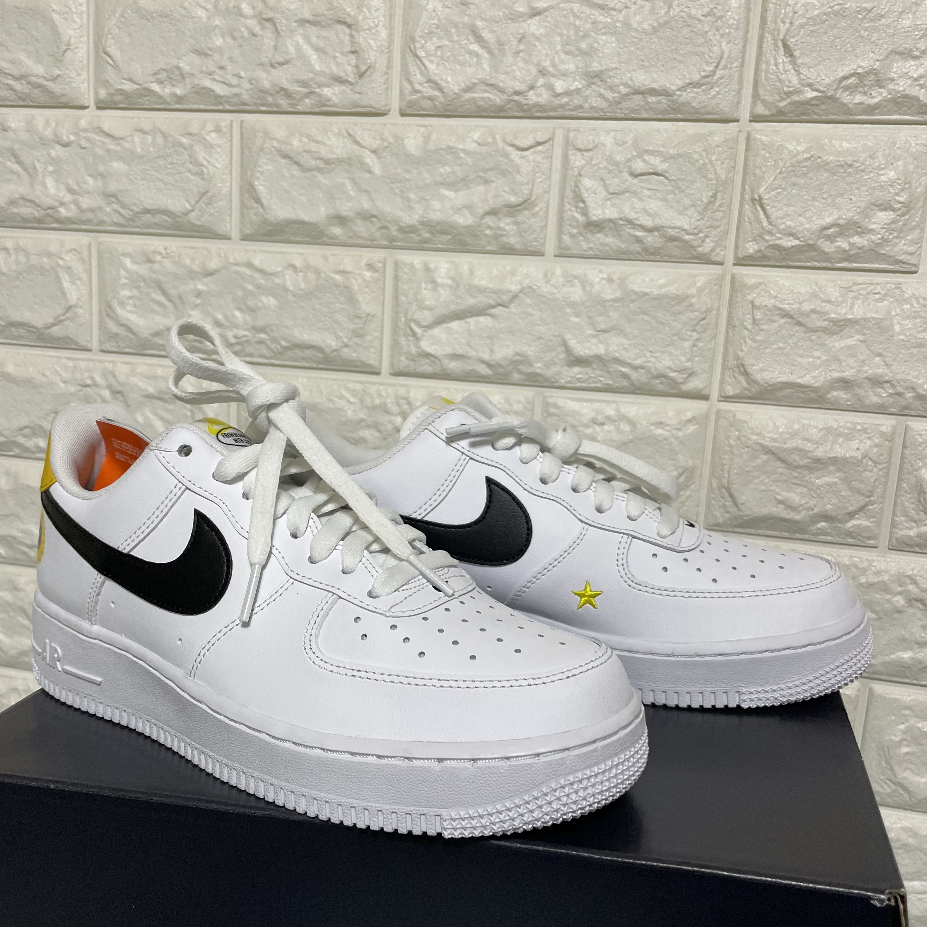 Nike Air Force 1 '07 LV8 2 Have a Nike Day 착용 스타일 - 1