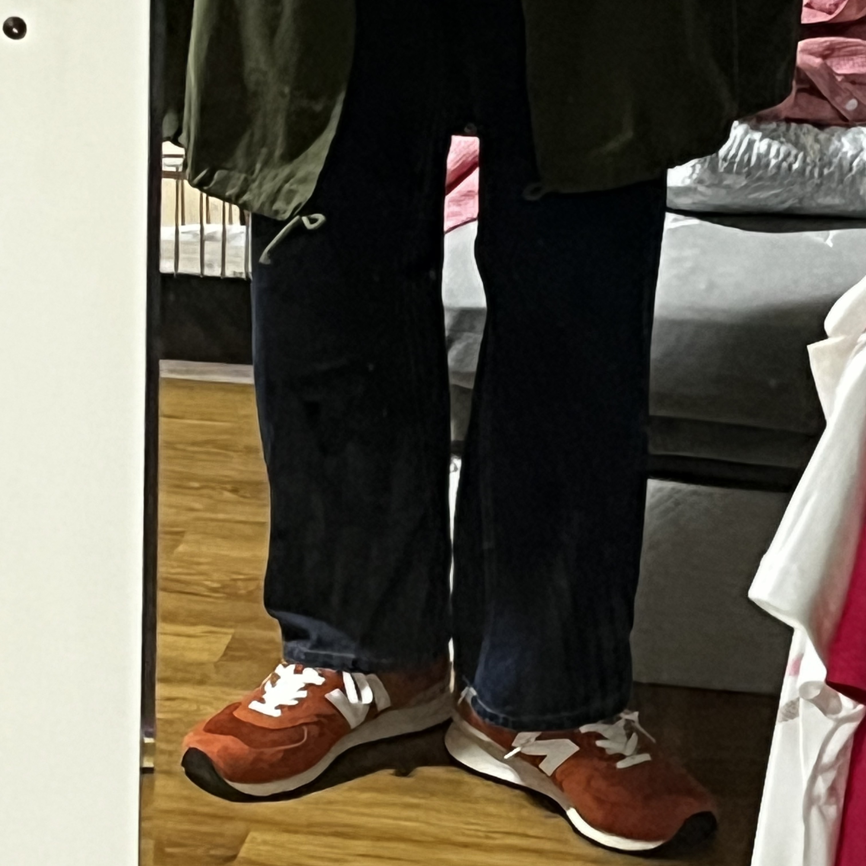 New Balance 574 Heritage Orange Burst White 착용 스타일 - 1