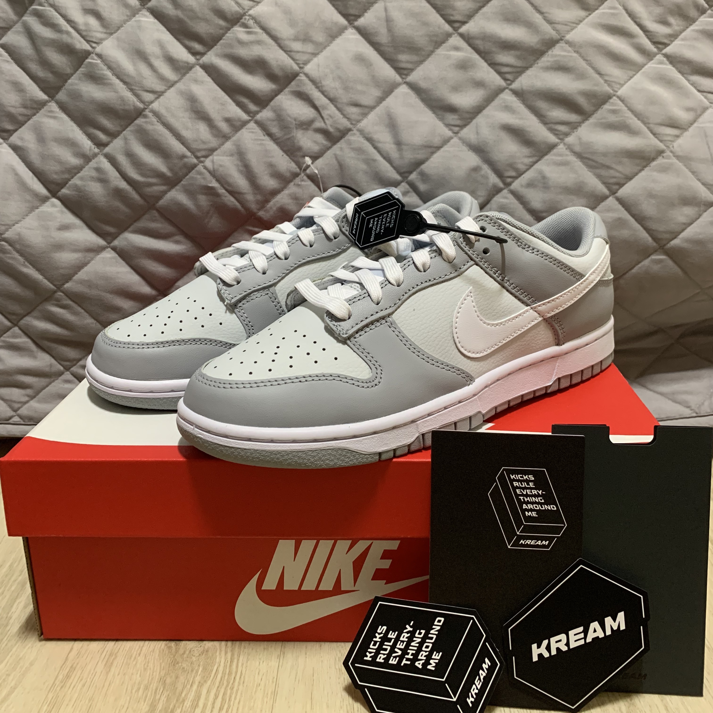 Nike Dunk Low Retro Wolf Grey 착용 스타일 - 2