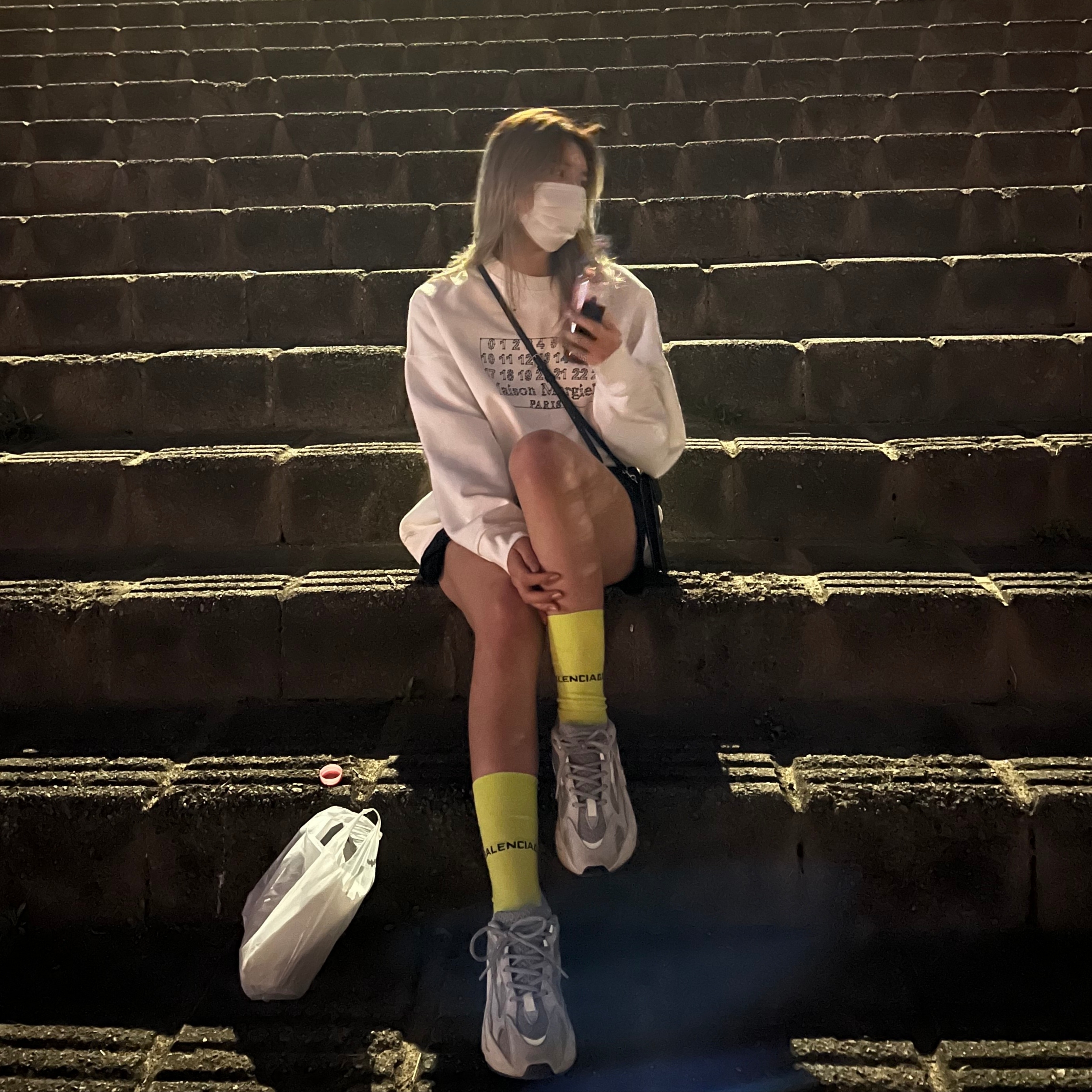 Adidas Yeezy Boost 700 V2 Static 2018 착용 스타일