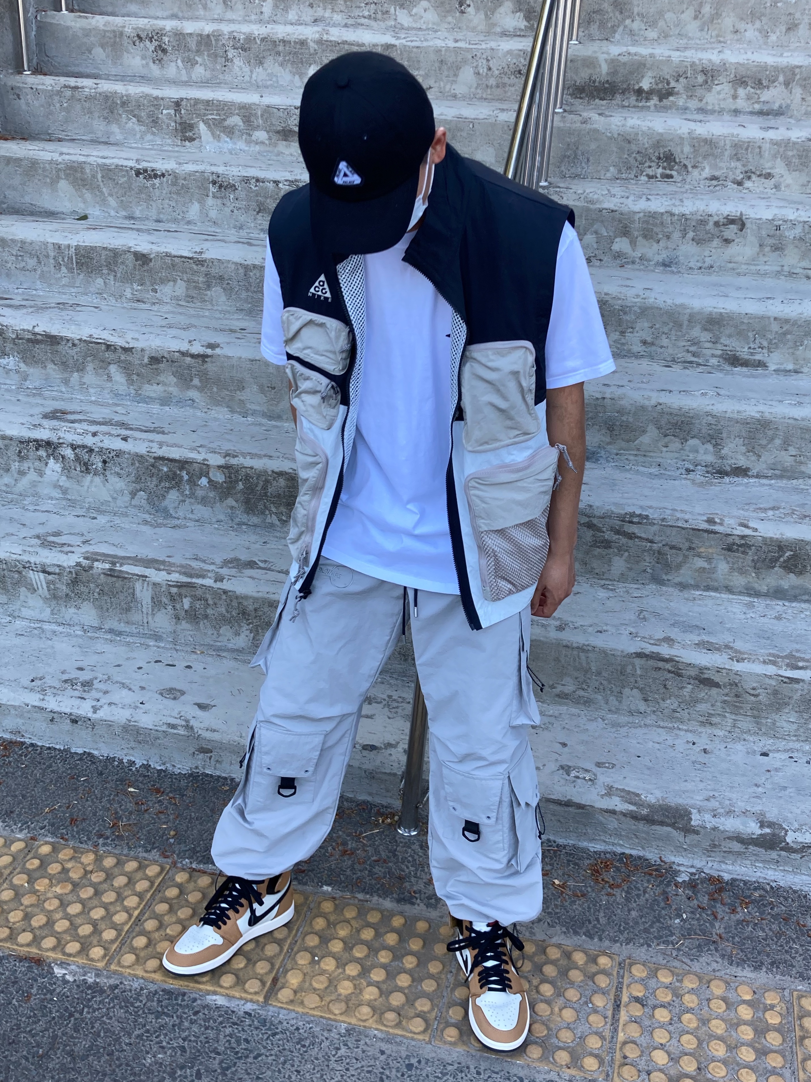 Palace Tri-Ferg Patch 6-Panel Black - 21FW, Jordan 1 Retro High Rookie of the Year 착용 스타일