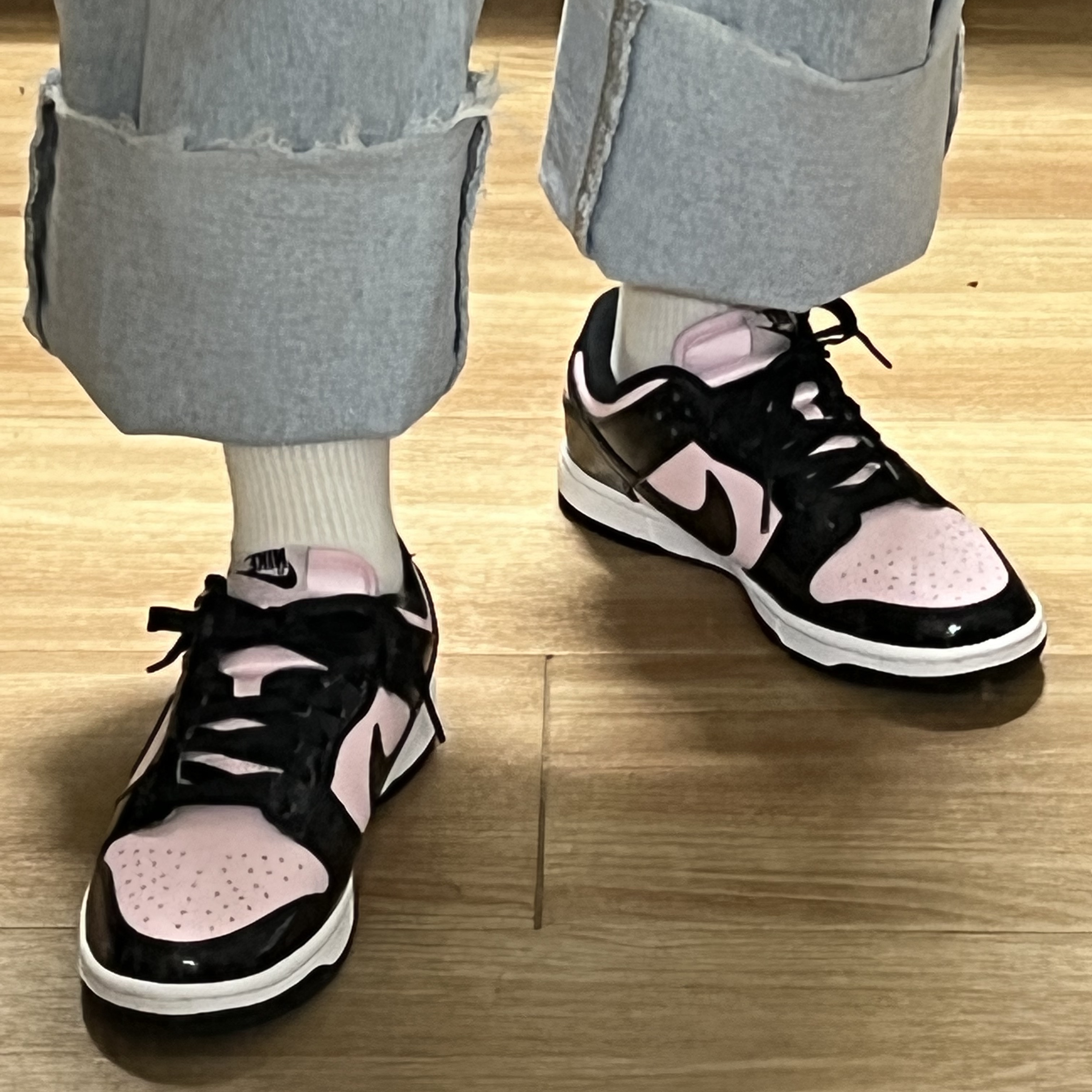 (W) Nike Dunk Low Essential Pink Foam Black 착용 스타일 - 2
