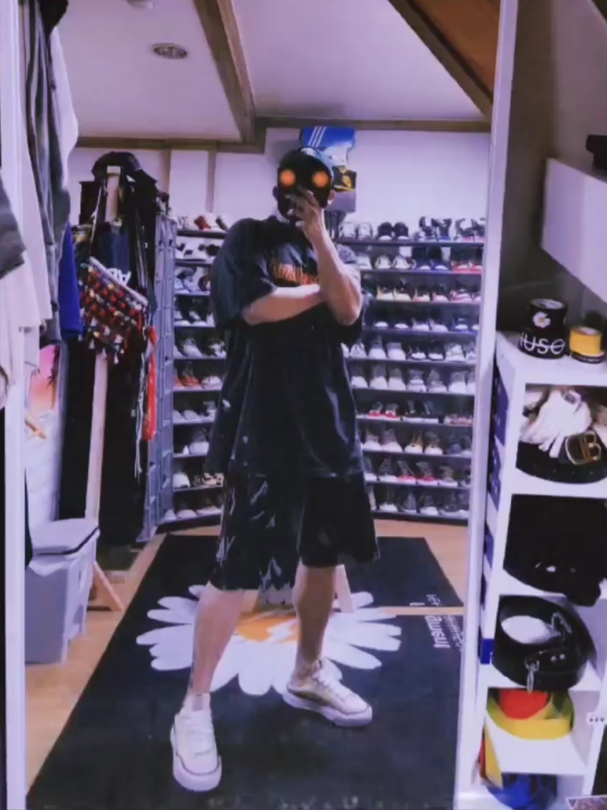 Maison Mihara Yasuhiro Peterson OG Sole Canvas Low-top Sneakers Natural, Balenciaga Metal Oversized Fit T-Shirt Black Vintage 착용 스타일