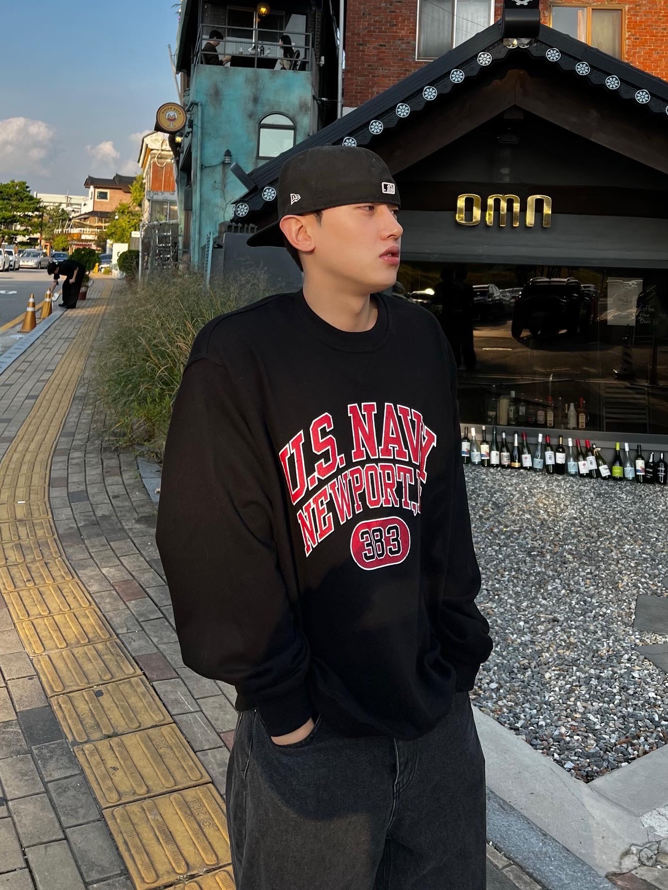 Jordan 1 High React Black White Gym Red 착용 스타일 - 4