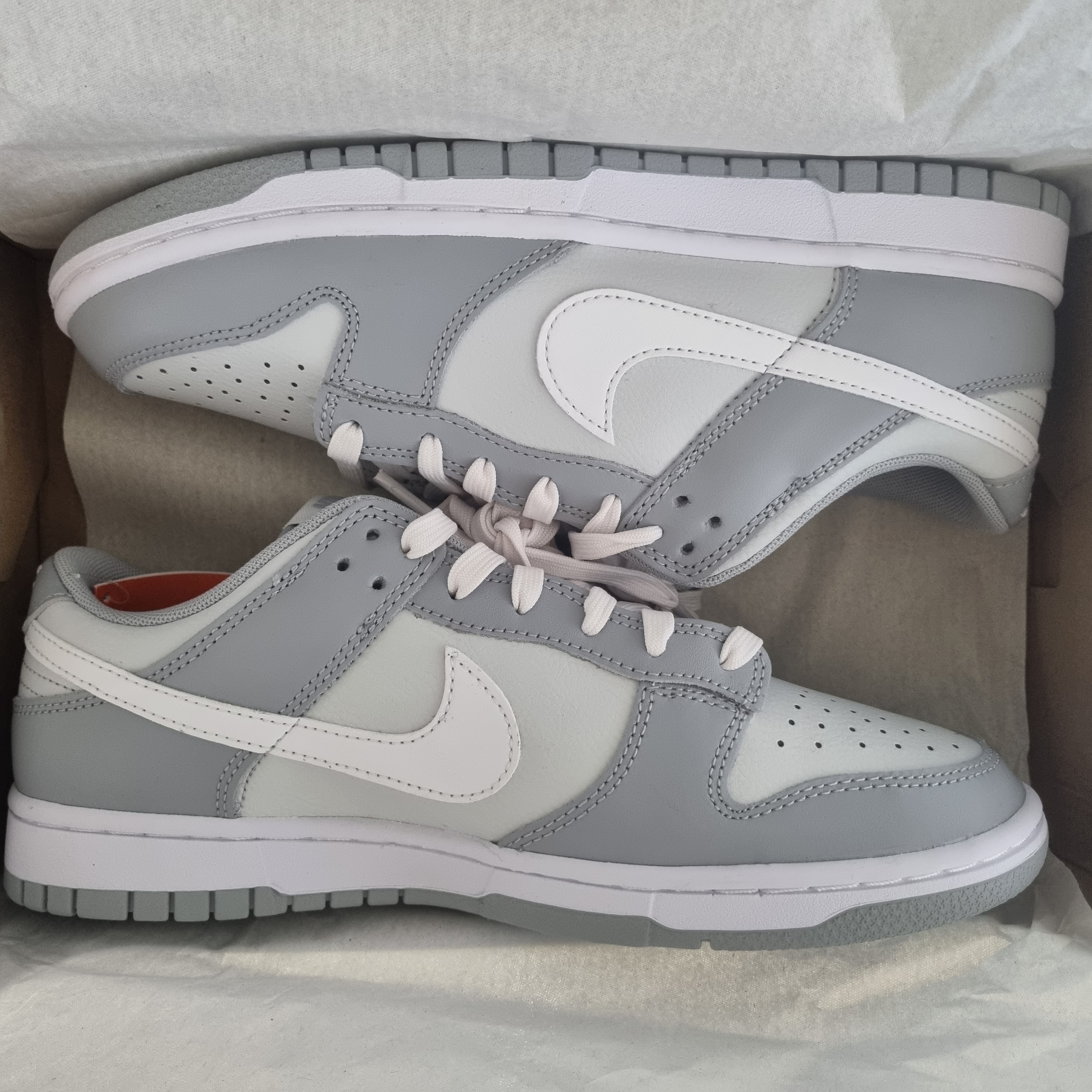 Nike Dunk Low Retro Wolf Grey 착용 스타일