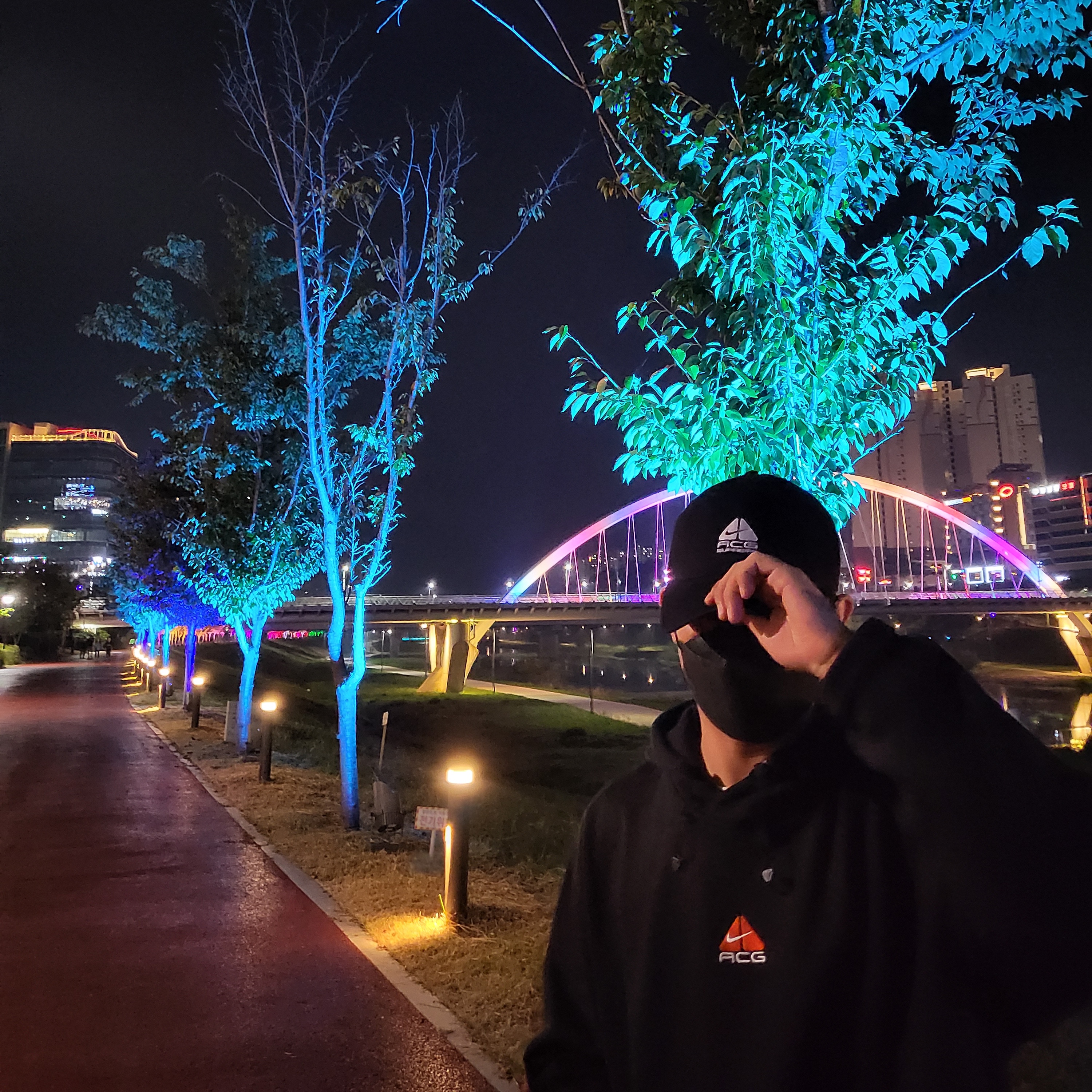 Supreme x Nike ACG Denim 6-Panel Black - 22FW, Nike ACG Therma-Fit Pullover Fleece Hoodie Black - Asia 착용 스타일 - 1