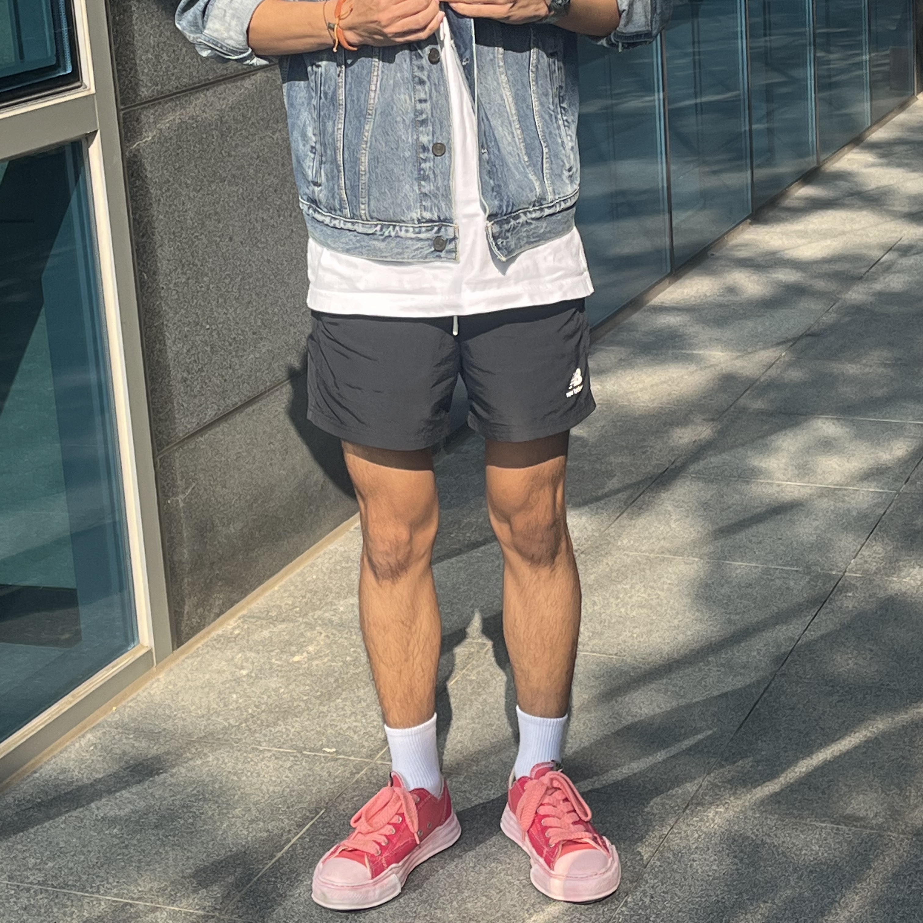 Maison Mihara Yasuhiro Peterson OD OG Sole Canvas Low-top Sneakers Pink, New Balance 2002R Grey 착용 스타일 - 1