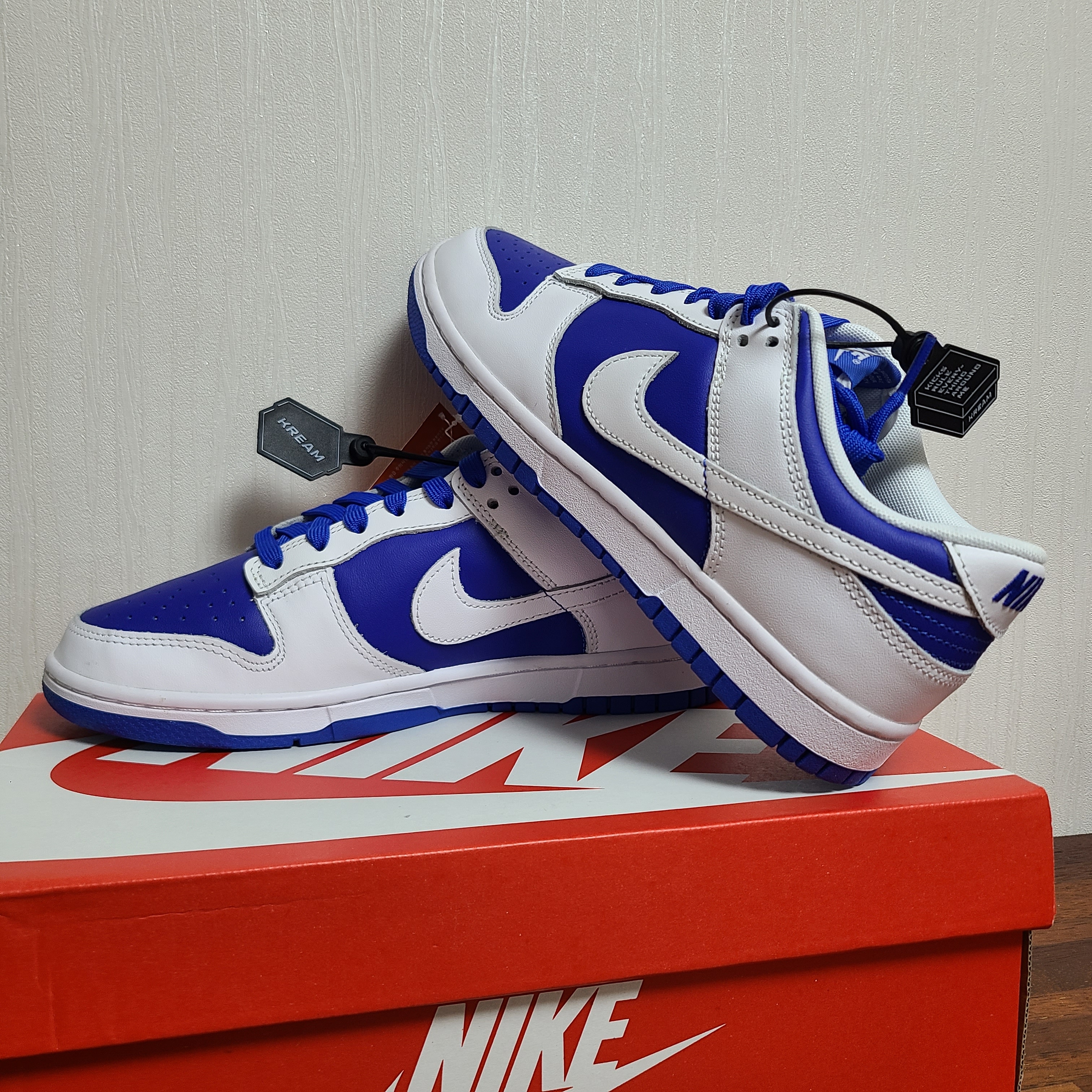 Nike Dunk Low Retro Racer Blue and White 착용 스타일 - 2