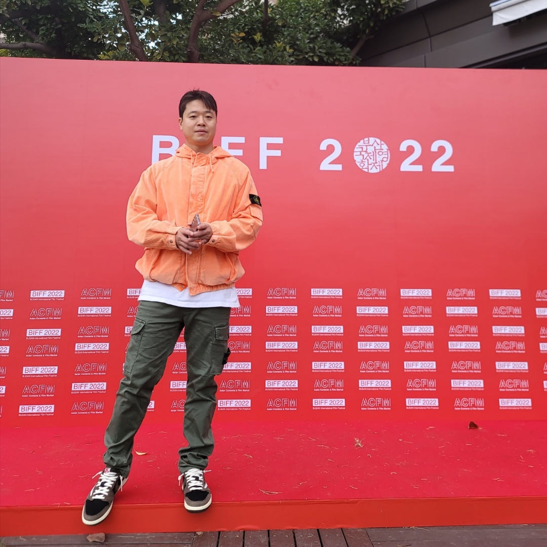 Supreme x Stone Island Corduroy Jacket Orange - 20FW, Jordan 1 x Travis Scott Retro Low OG SP Mocha 착용 스타일 - 1
