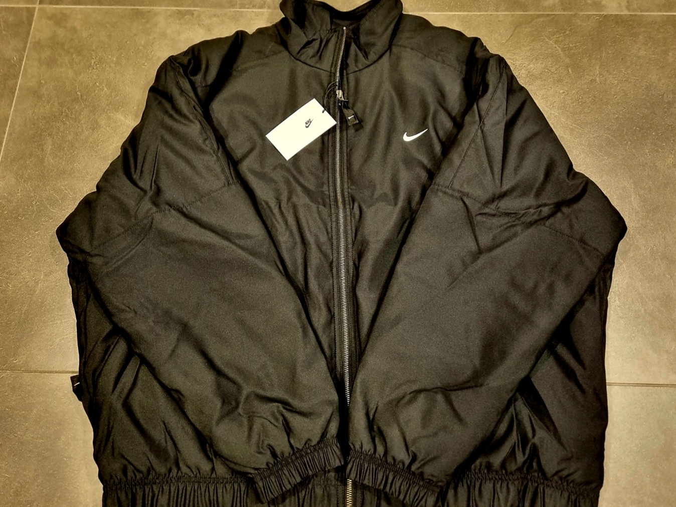 Nike NRG Solo Swoosh Satin Bomber Jacket Black - US/EU 착용 스타일