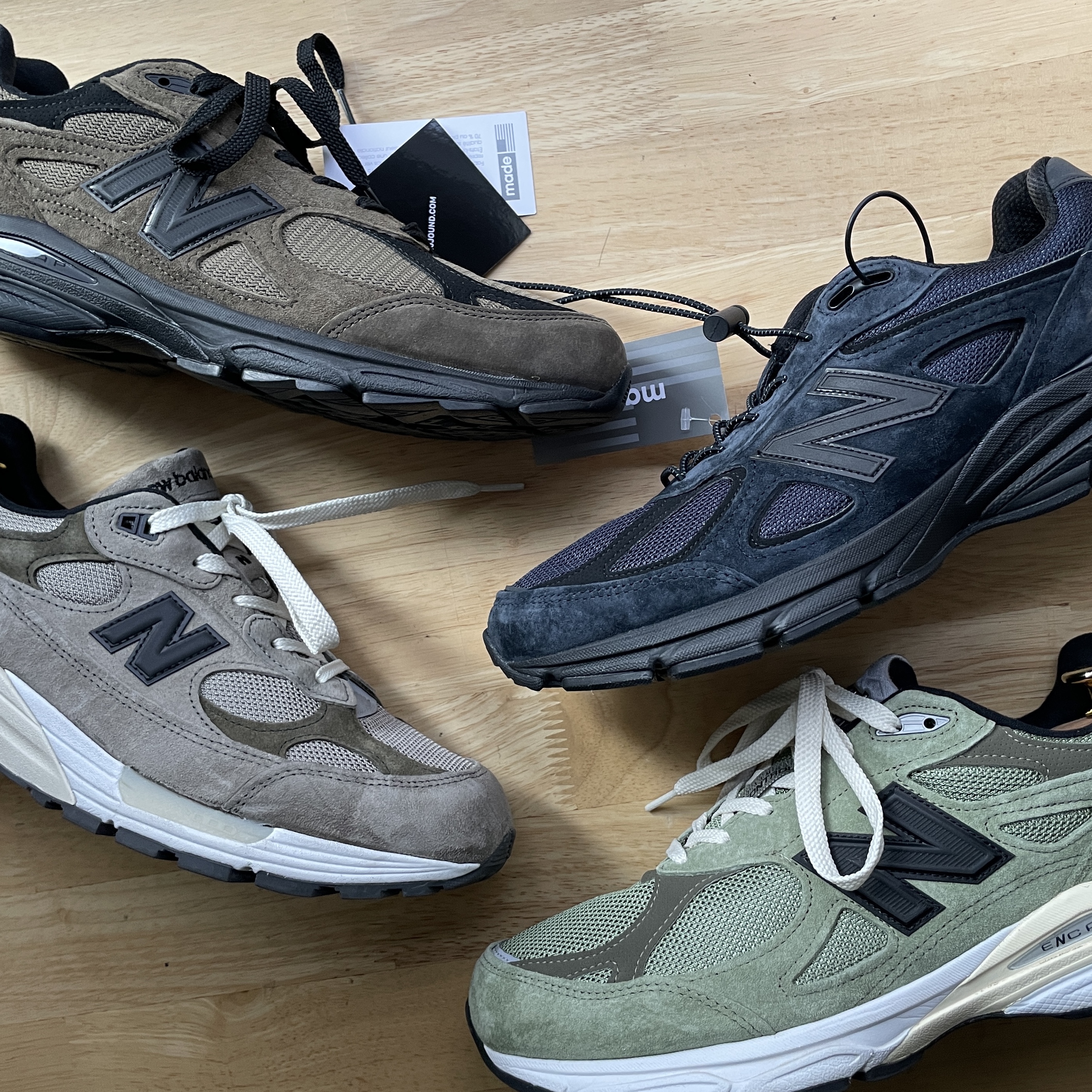 New Balance x JJJJound 990v3 Brown Black, New Balance x JJJJound 990v3 Olive 착용 스타일