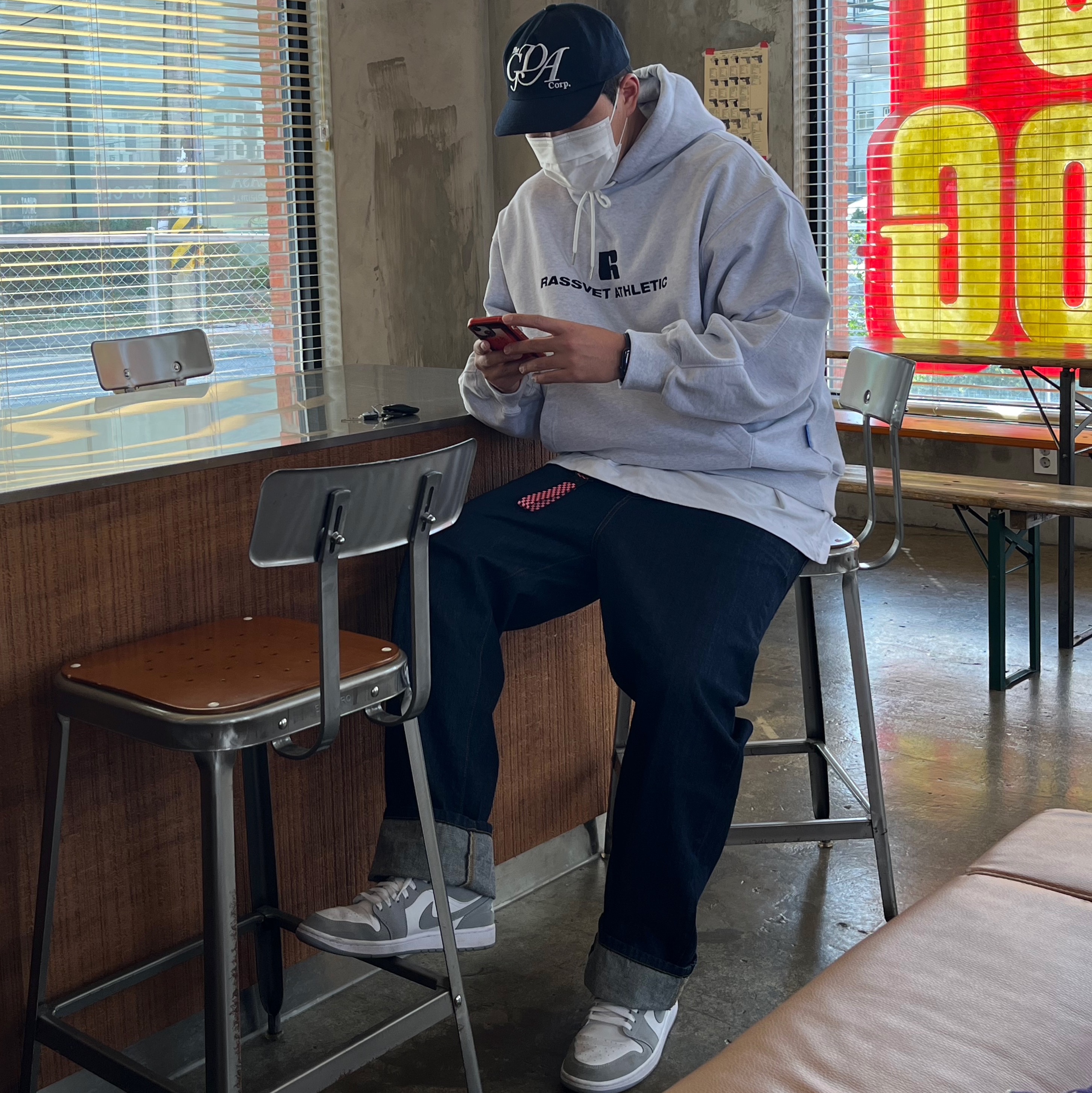 (W) Jordan 1 Low White Wolf Grey 착용 스타일 - 4