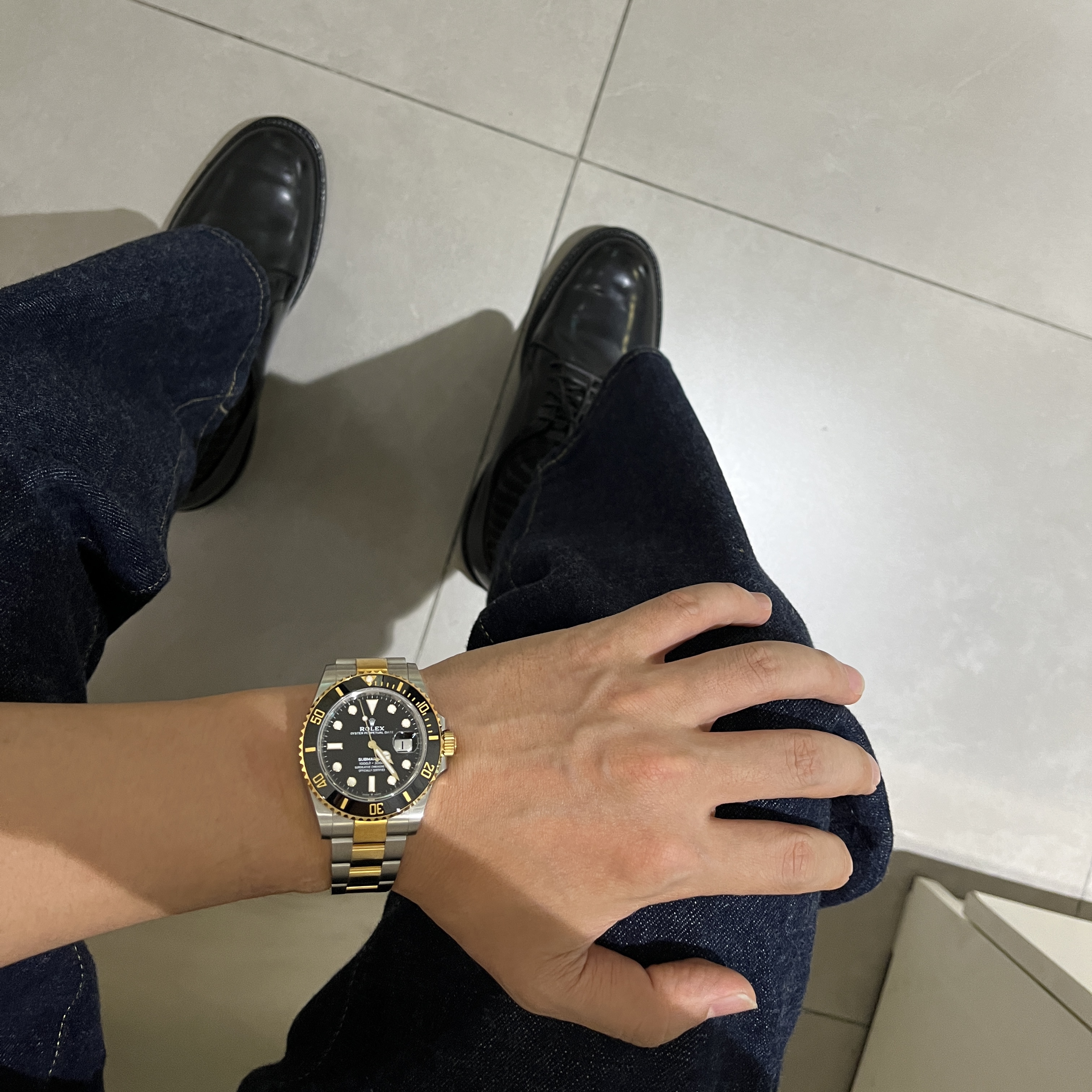 Rolex Submariner Date 41mm 126613LN Black Oyster, Alden 9901 Cordovan Plain Toe Blucher Oxford Black - D 착용 스타일