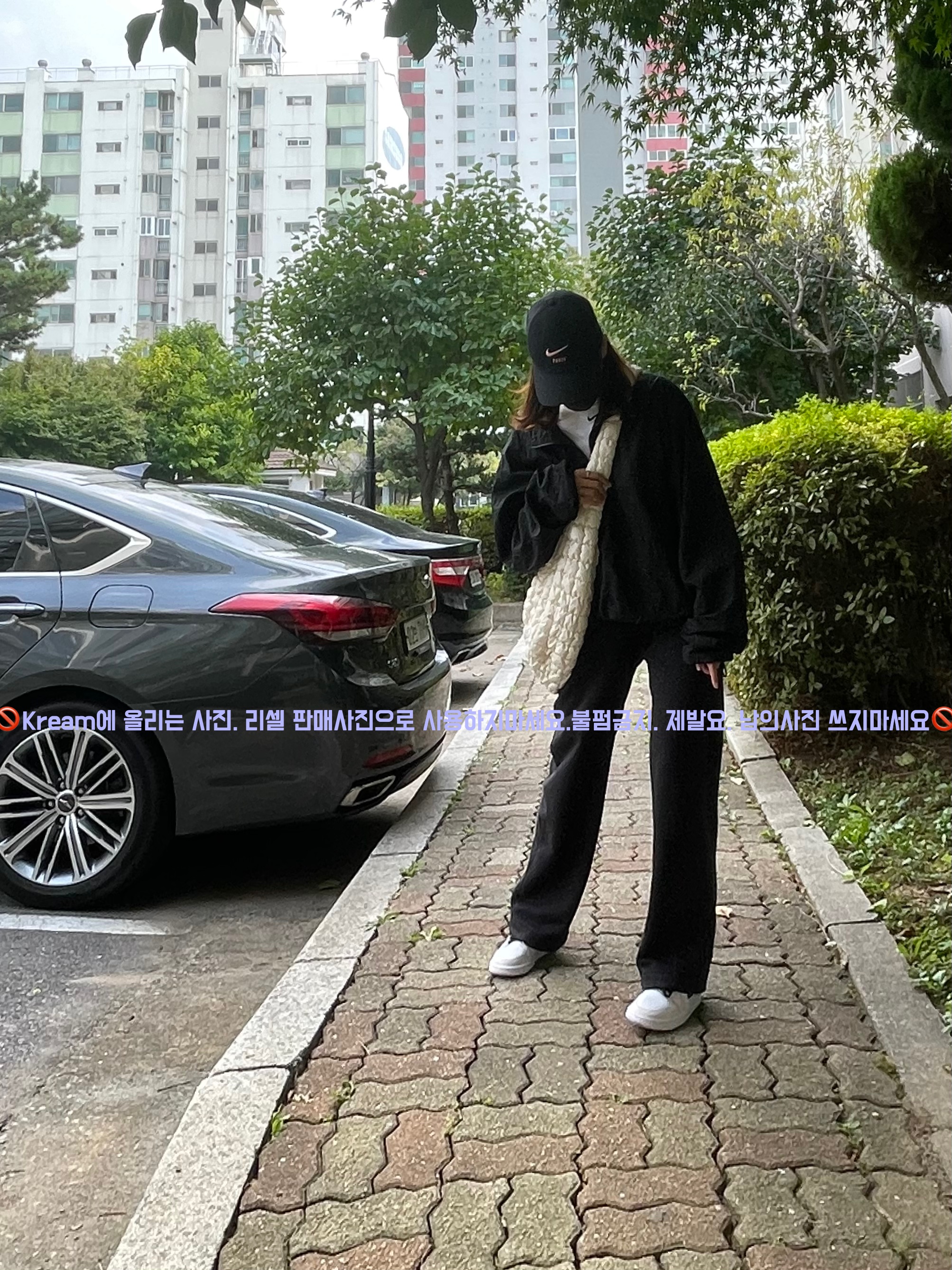 (W) Jordan 1 Mid Barely Rose, (W) Nike Club Fleece Pants Black - US/EU 착용 스타일 - 2