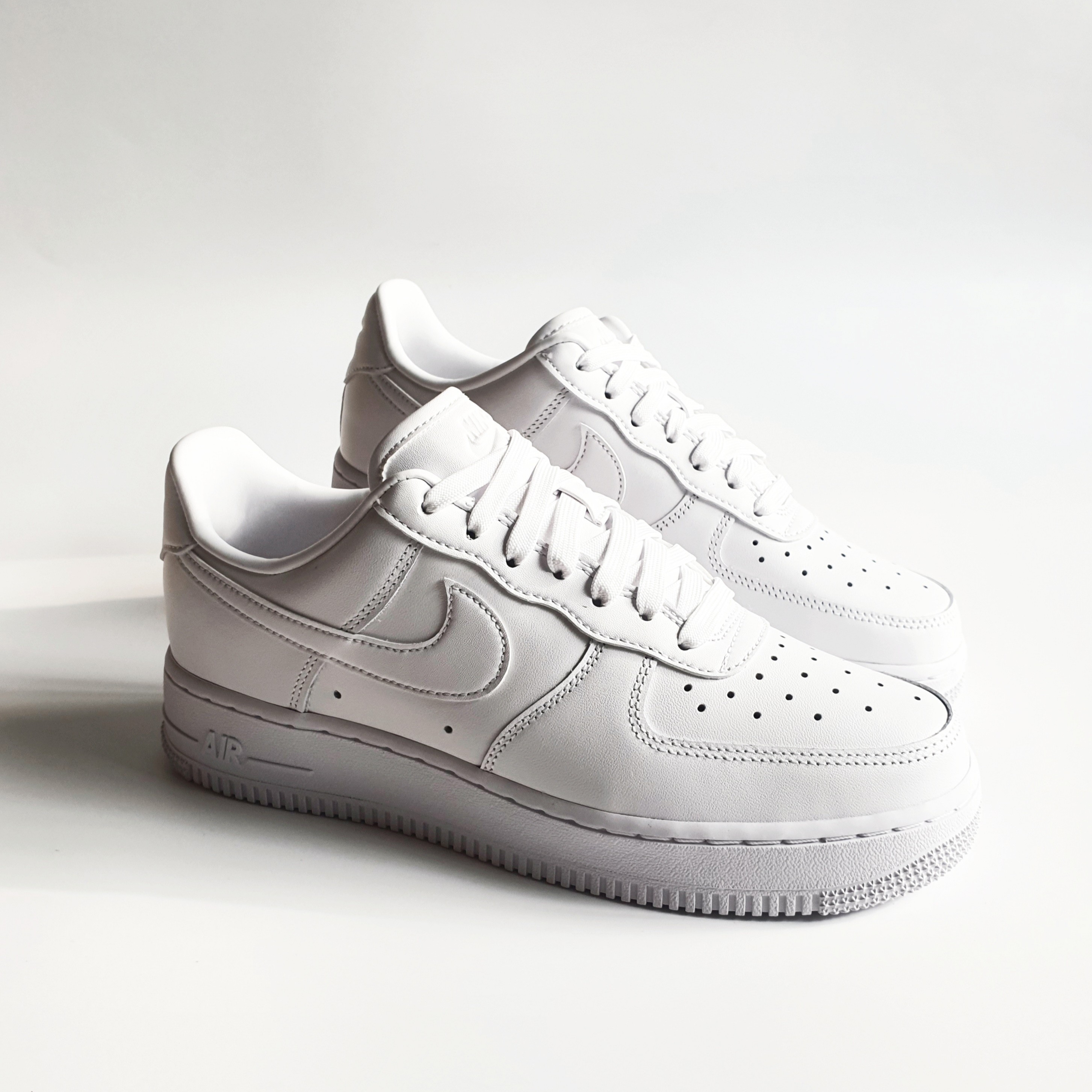 Nike Air Force 1 '07 Fresh White 착용 스타일 - 1
