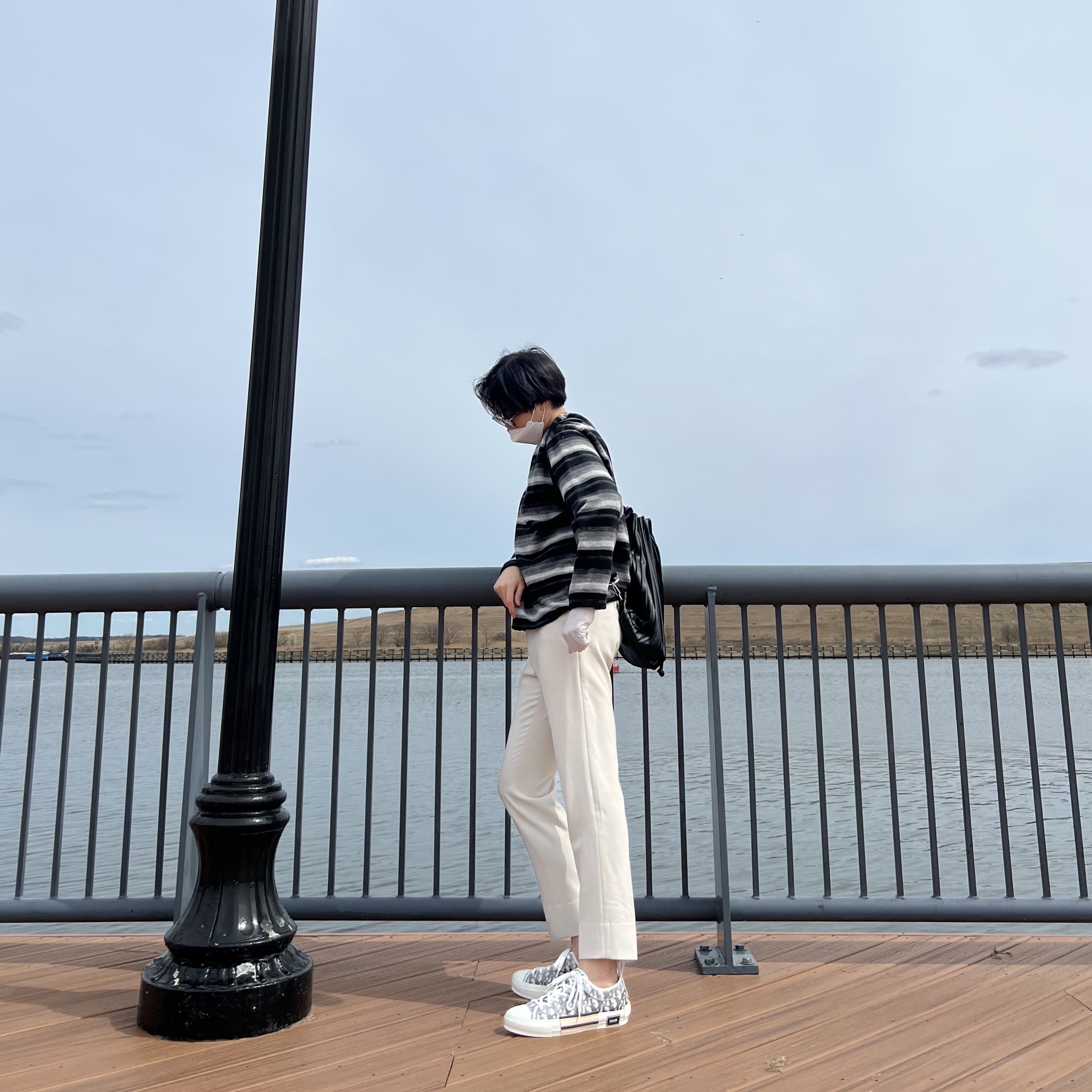 Dior B23 Low Dior Oblique White & Black 착용 스타일