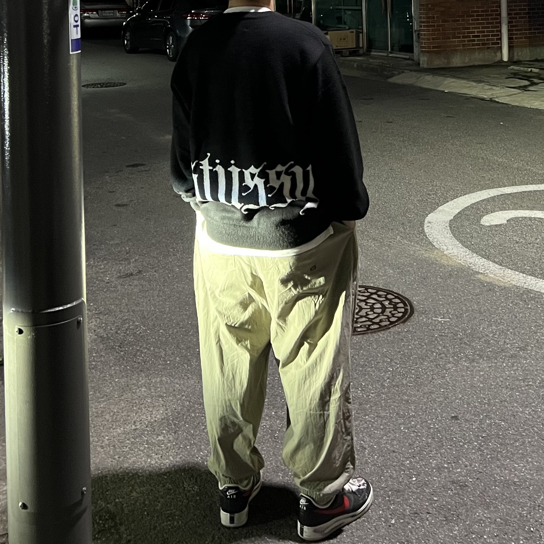 Stussy Gothic Sweater Black, Nike x Peaceminusone Air Force 1 Low Para-Noise - Korea Exclusive 착용 스타일