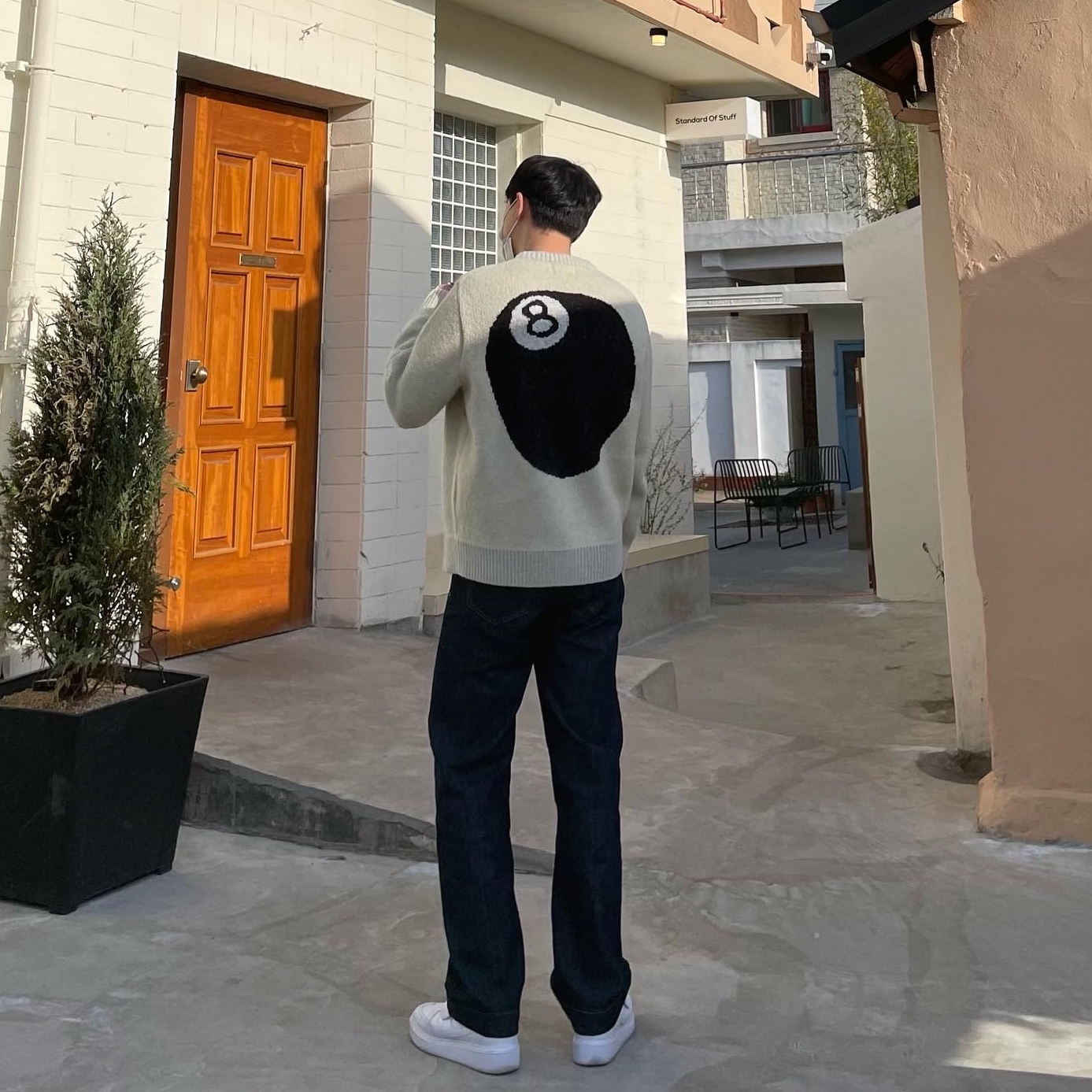 Nike x Peaceminusone Kwondo1 White, Stussy 8 Ball Heavy Brushed Mohair Sweater Cream 착용 스타일 - 1