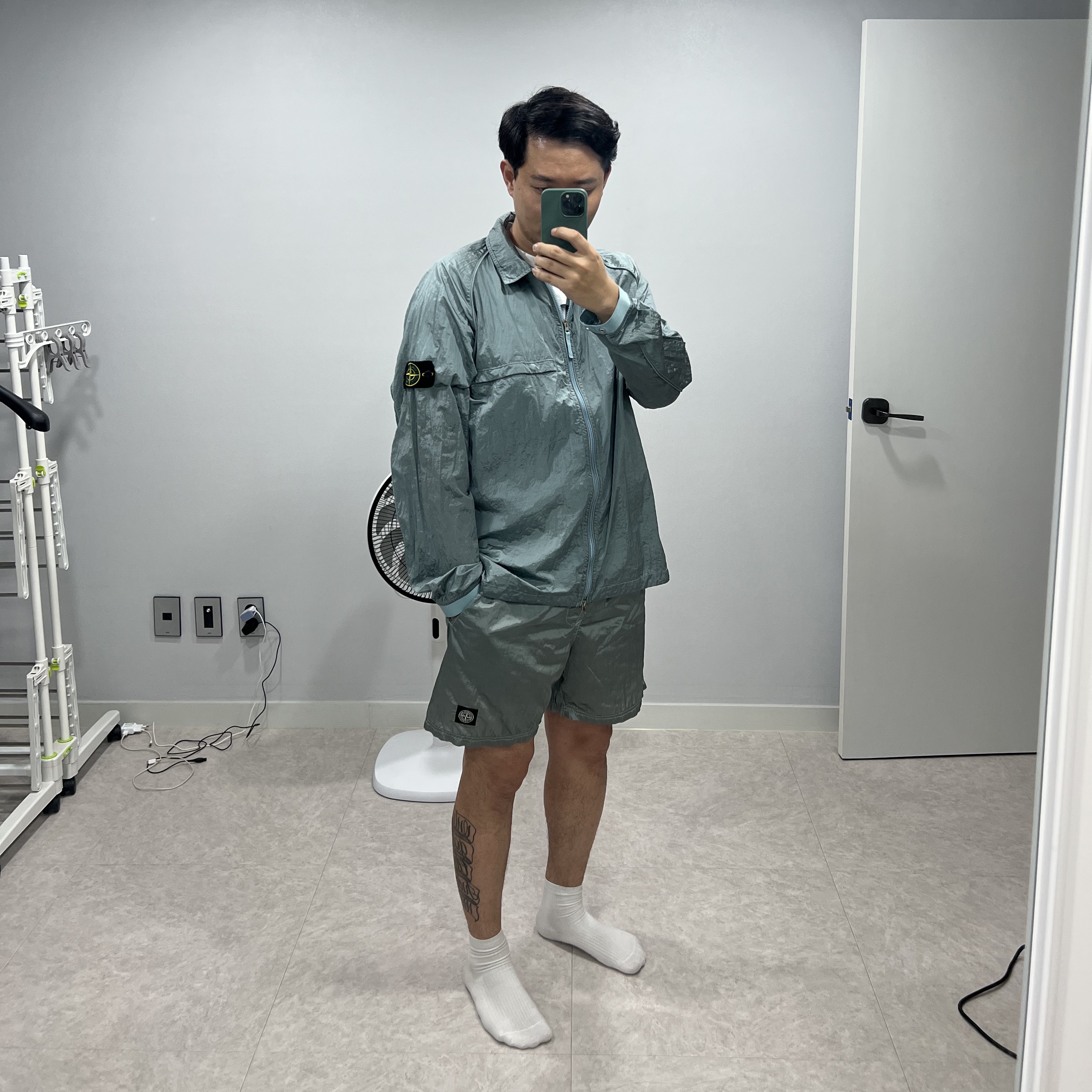 Stone Island B0943 Nylon Metal Swimming Trunk Aqua - 22SS, Stone Island 12321 Nylon Metal Garment Dyed Packable Overshirt Aqua - 22SS 착용 스타일
