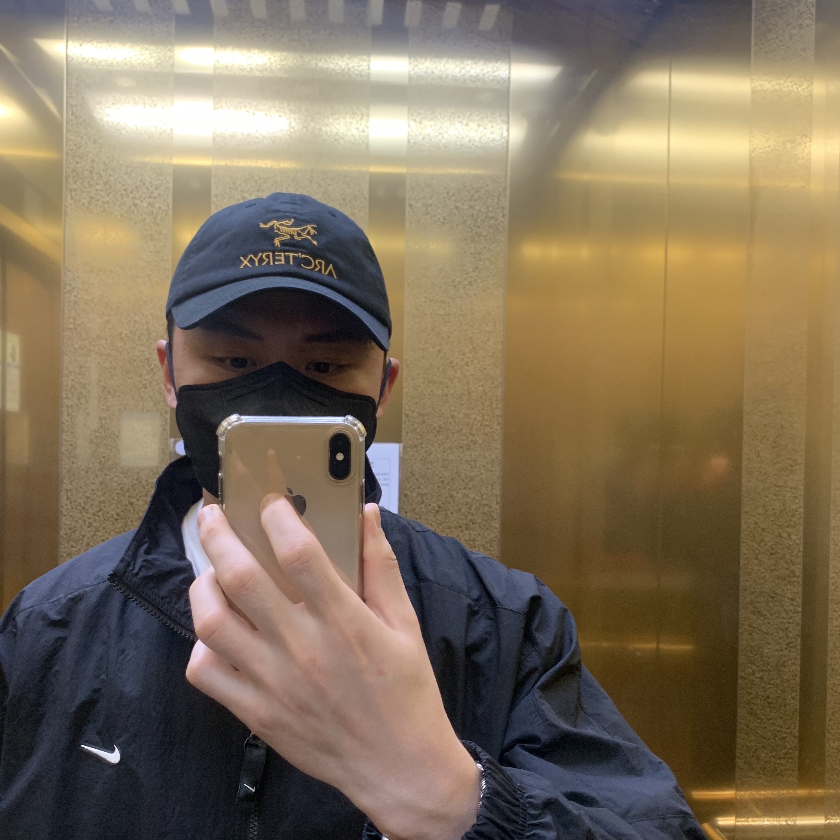 Palace x Arc'teryx 6-Panel Black - 20FW, Nike NRG Solo Swoosh Woven Track Jacket Black - Asia 착용 스타일