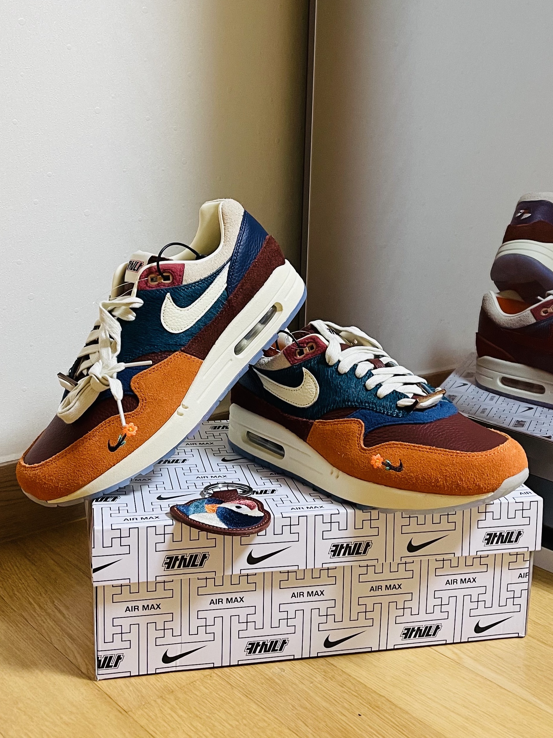 Nike x Kasina Air Max 1 SP Won-Ang Orange, Nike x Kasina Air Max 1 SP Won-Ang Orange (With Special Gift) 착용 스타일