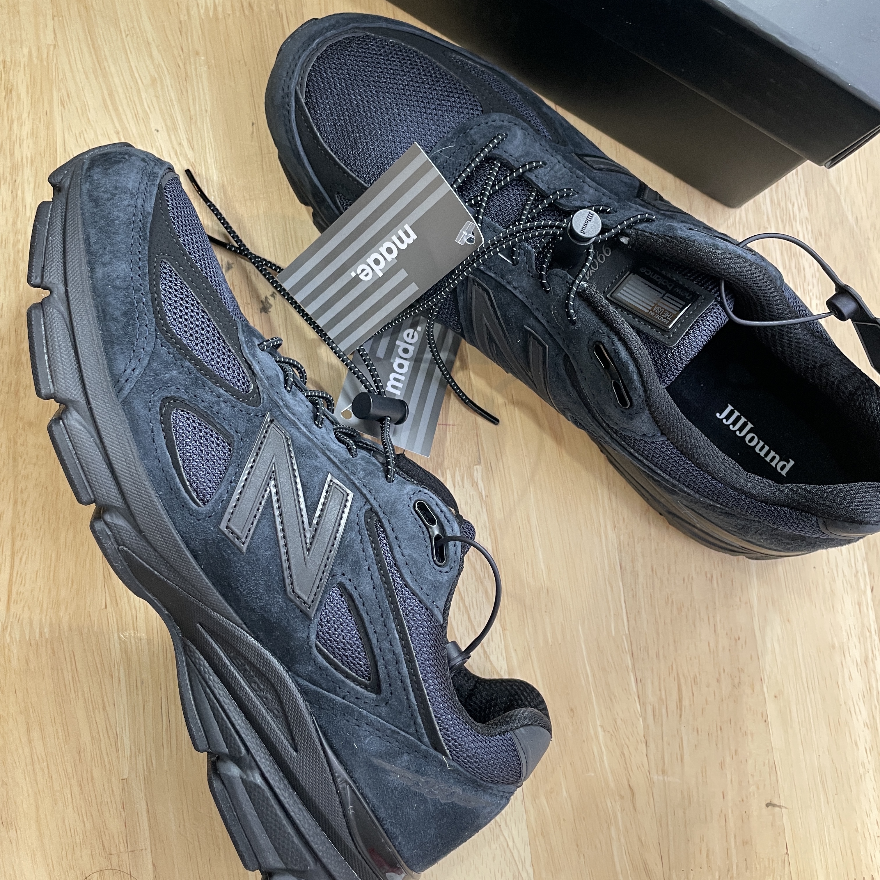 New Balance x JJJJound 990v4 Navy 착용 스타일 - 1