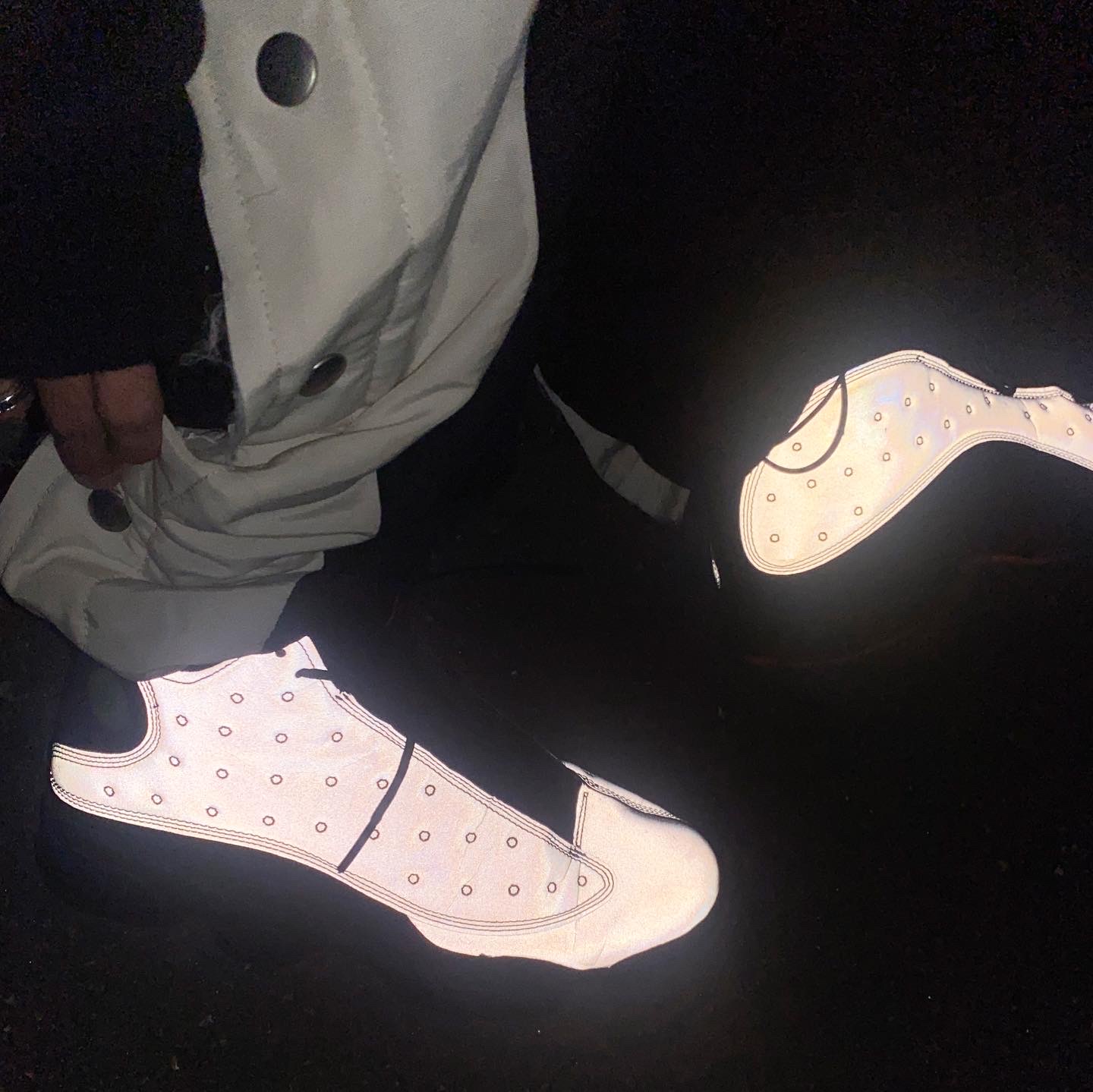Jordan 13 Retro PRM 3M Reflective Silver 착용 스타일 - 1