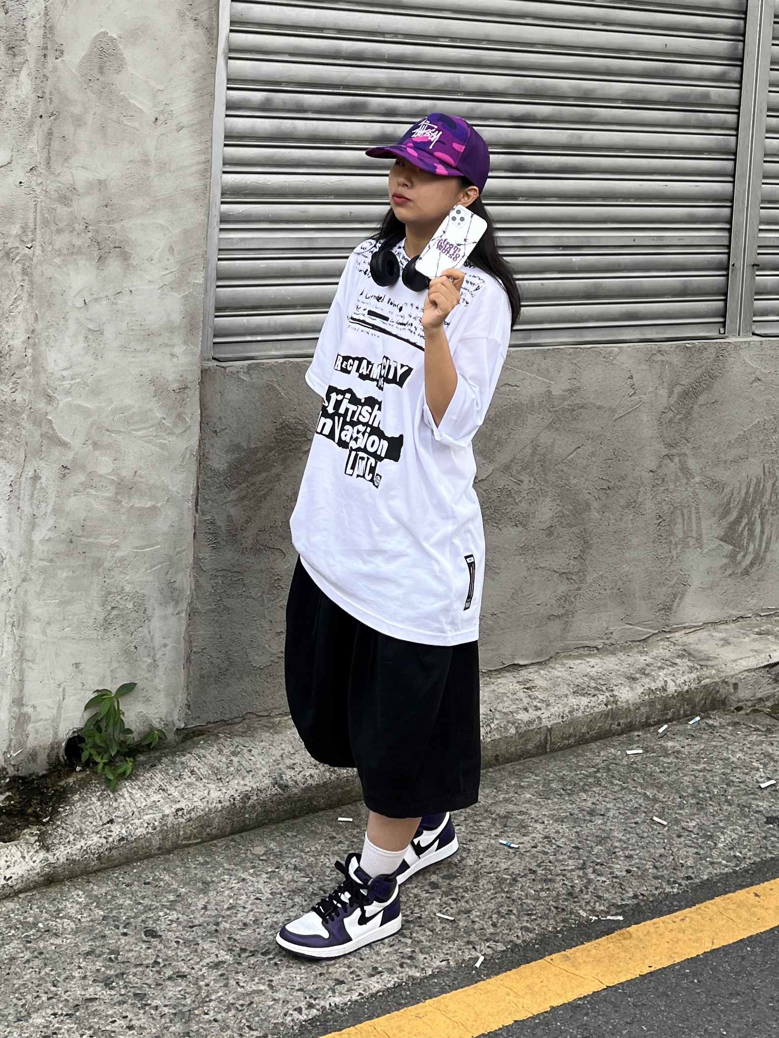 Jordan 1 Retro High OG Court Purple 2020, Stussy x BAPE Trucker Cap Purprle 착용 스타일 - 1