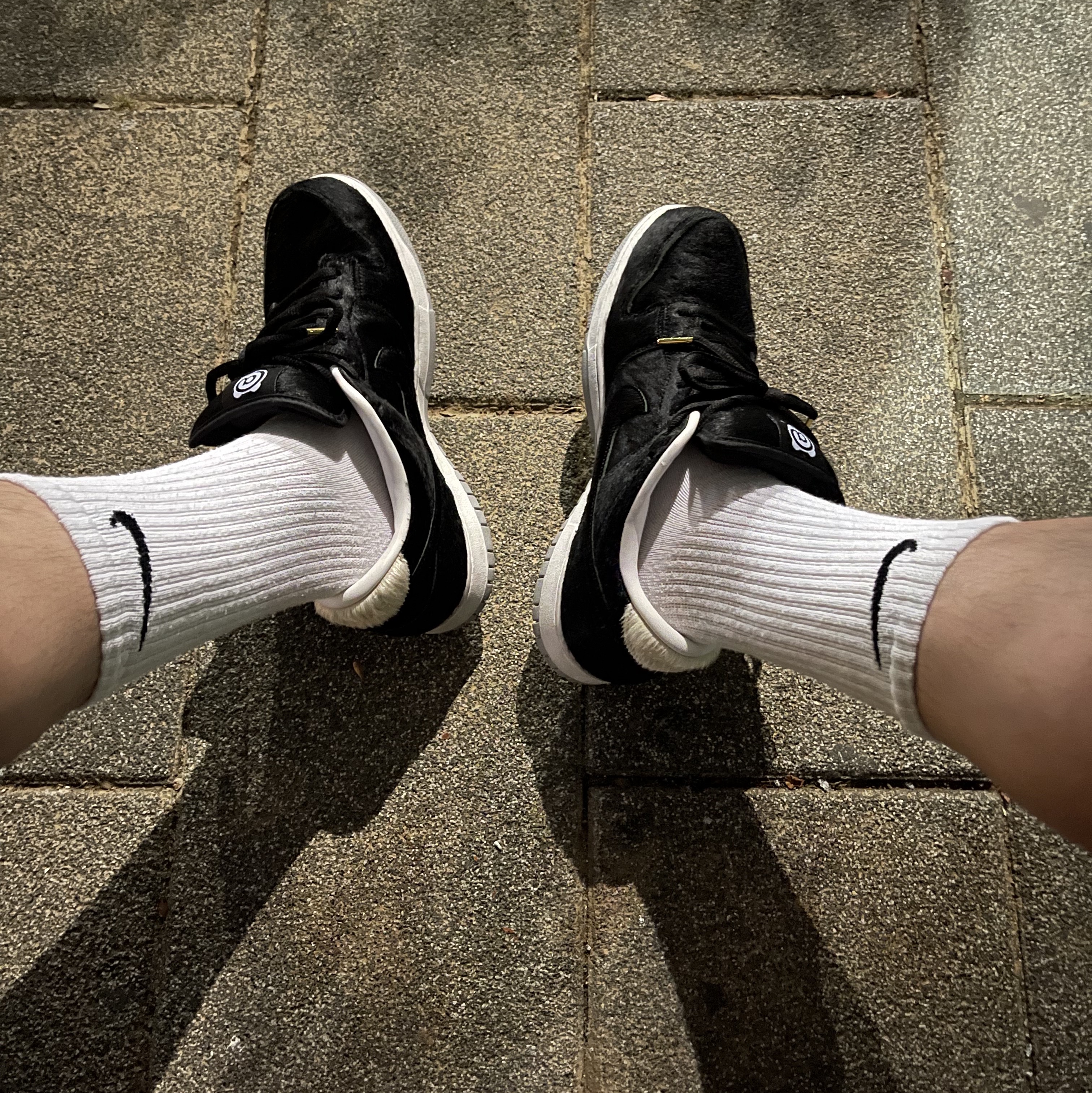 Nike x Medicom Toy SB Dunk Low BE@RBRICK 착용 스타일 - 2