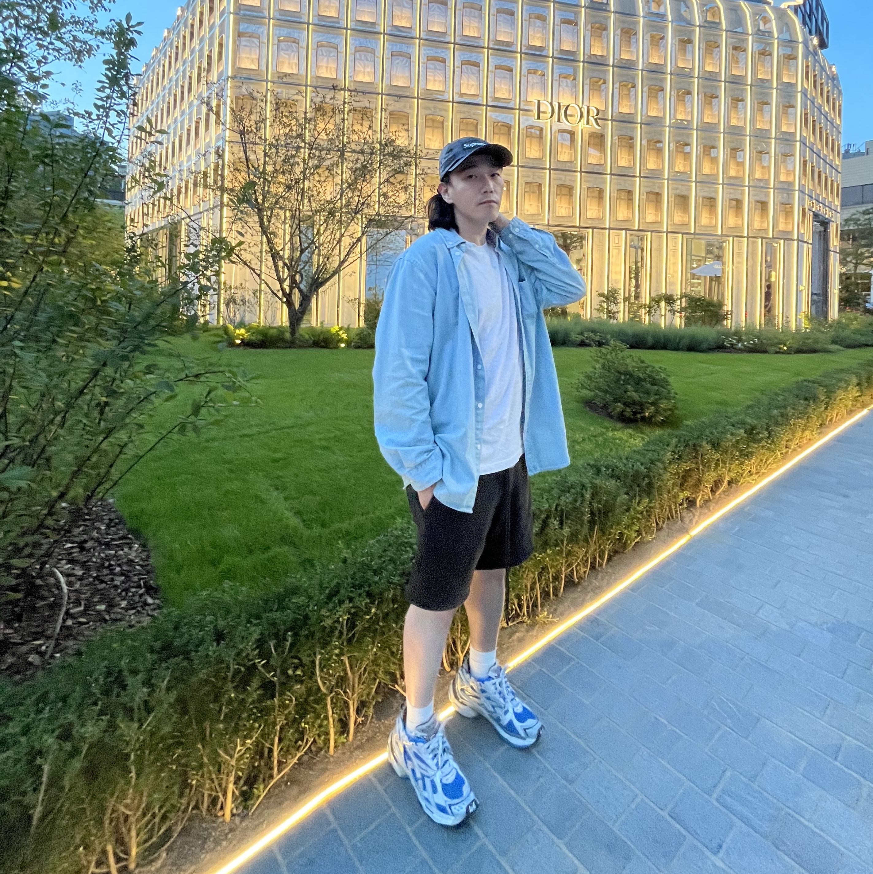Supreme Leather Camp Cap Black - 21SS, Essentials Fleece Shorts Weathered Black - 20FW 착용 스타일 - 1