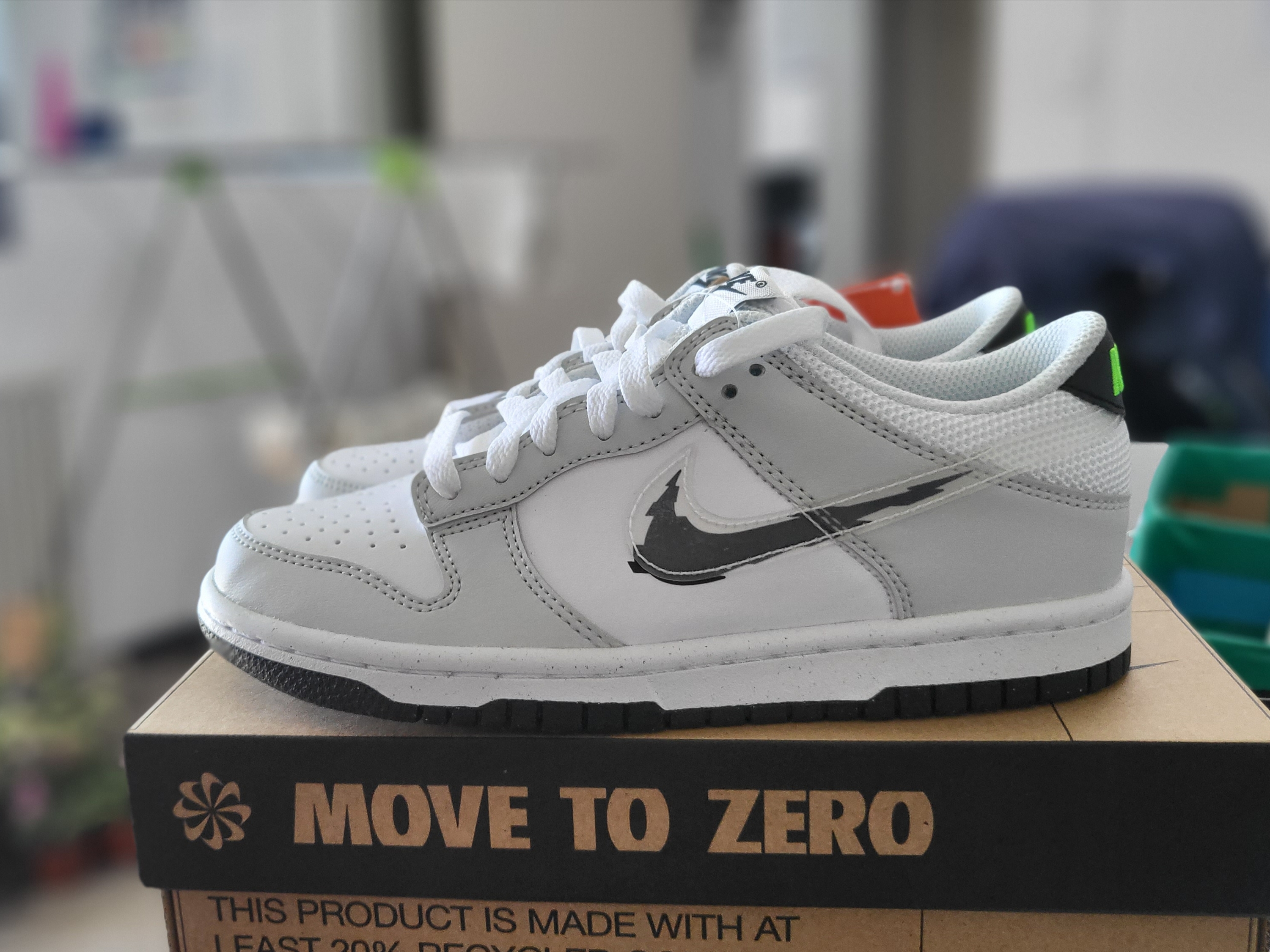 (GS) Nike Dunk Low Photon Dust 착용 스타일