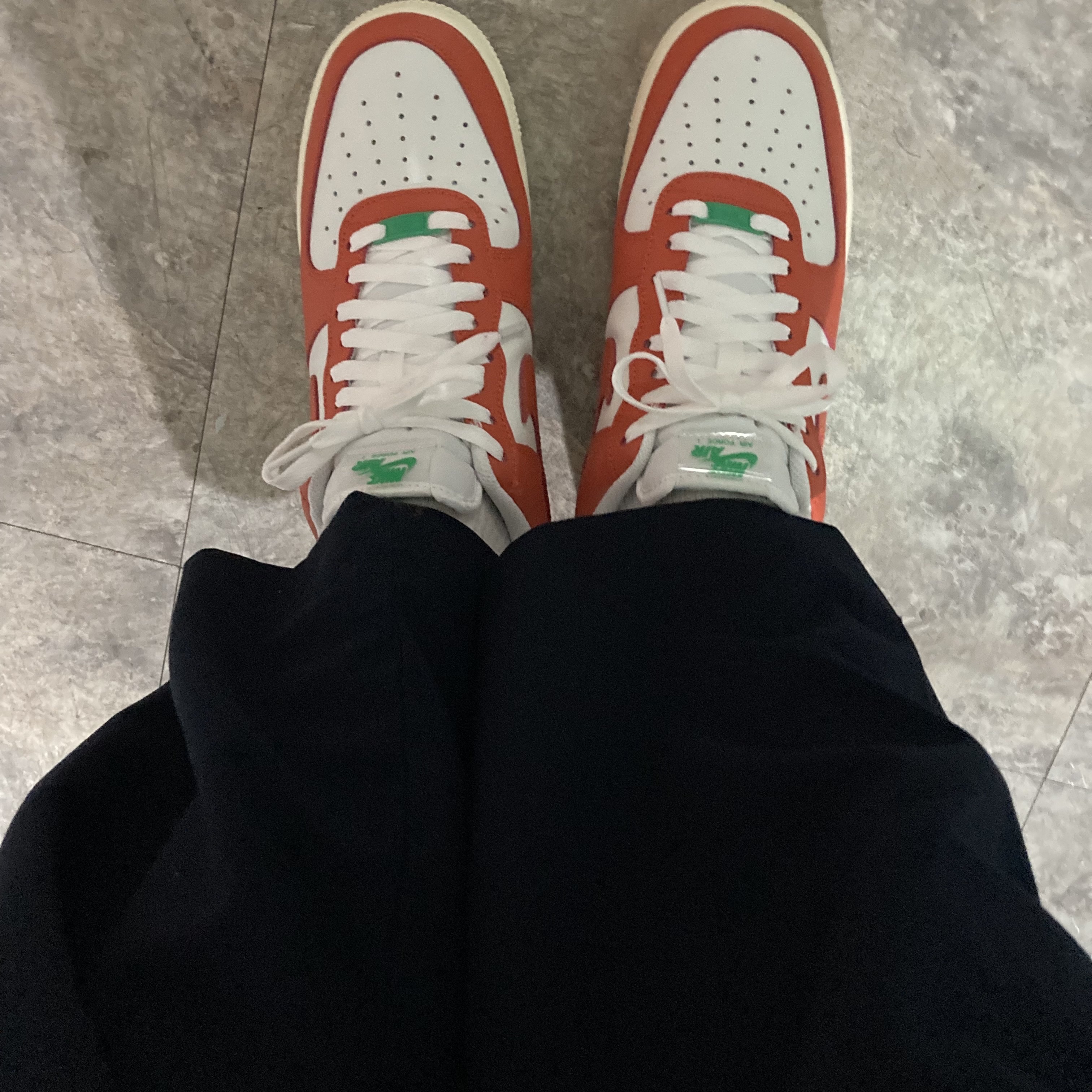 Nike Air Force 1 '07 LV8 Pojangmacha 착용 스타일 - 3