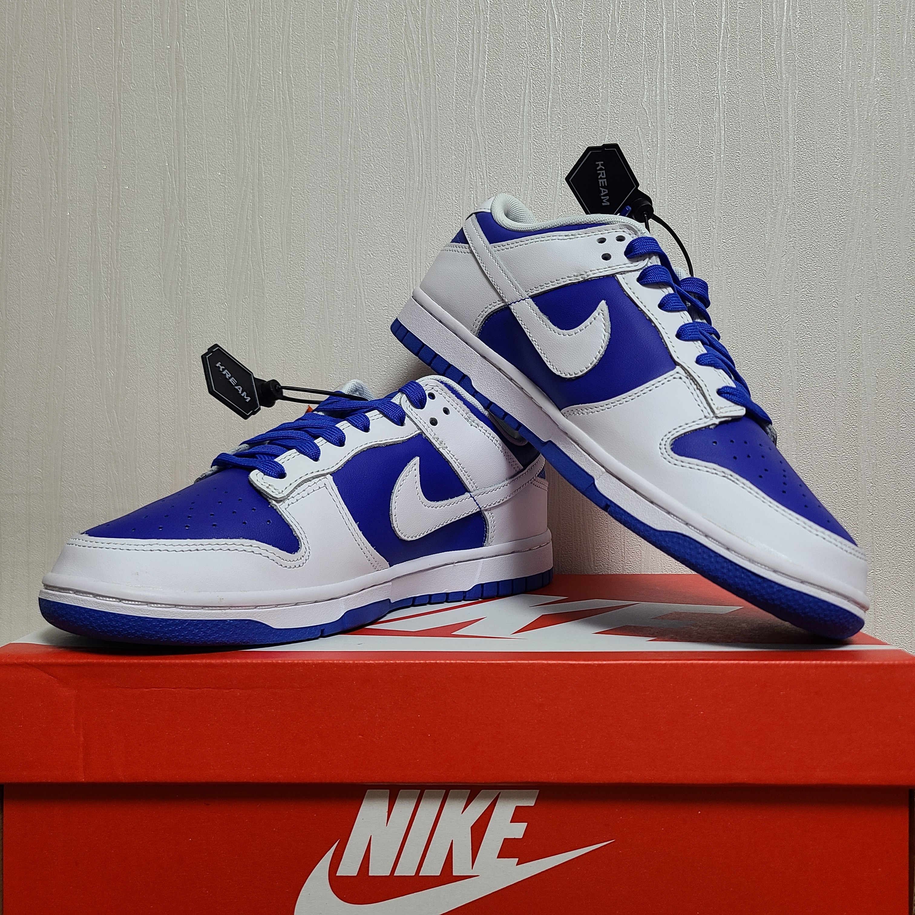 Nike Dunk Low Retro Racer Blue and White 착용 스타일 - 1
