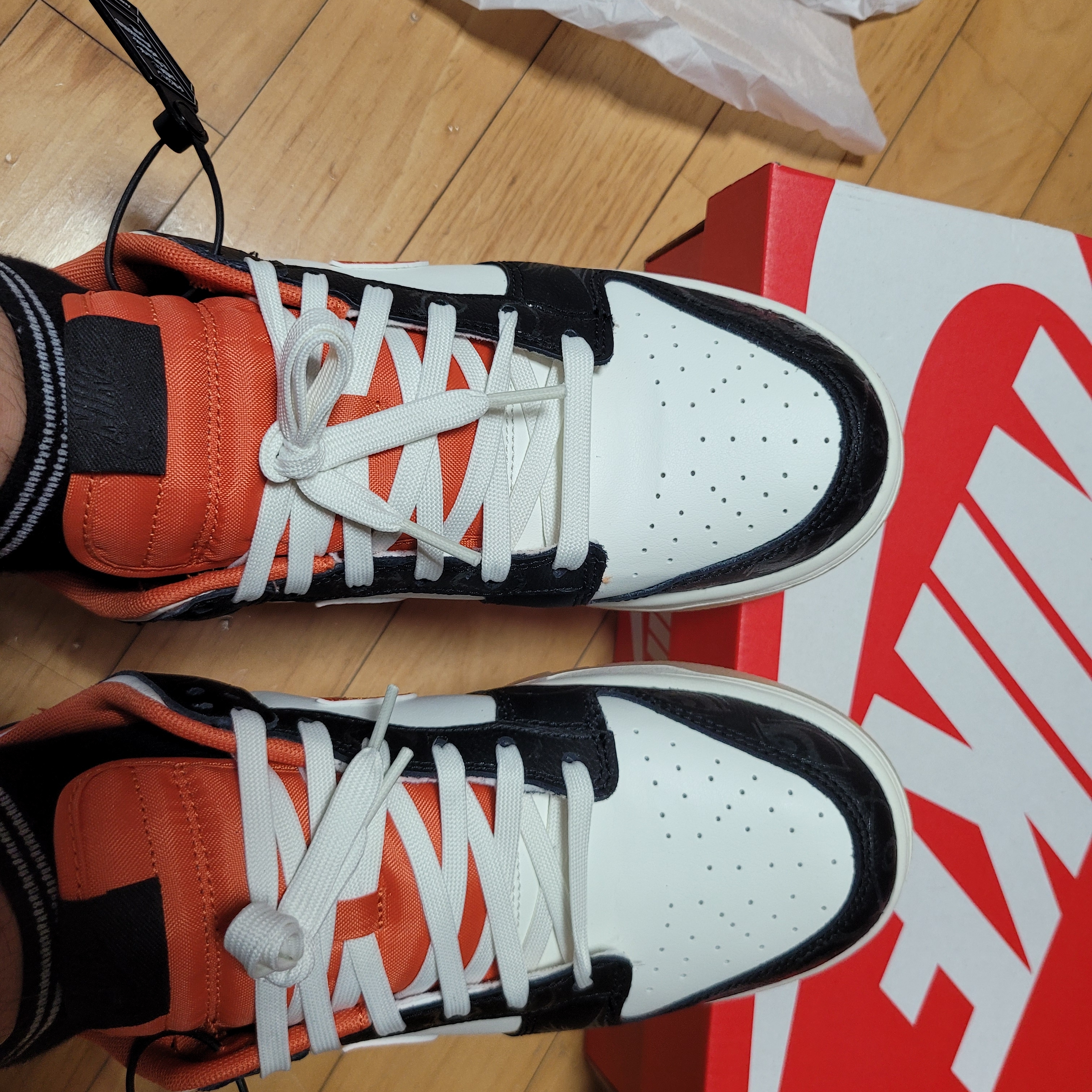 Nike Dunk Low Retro PRM Halloween 착용 스타일 - 1
