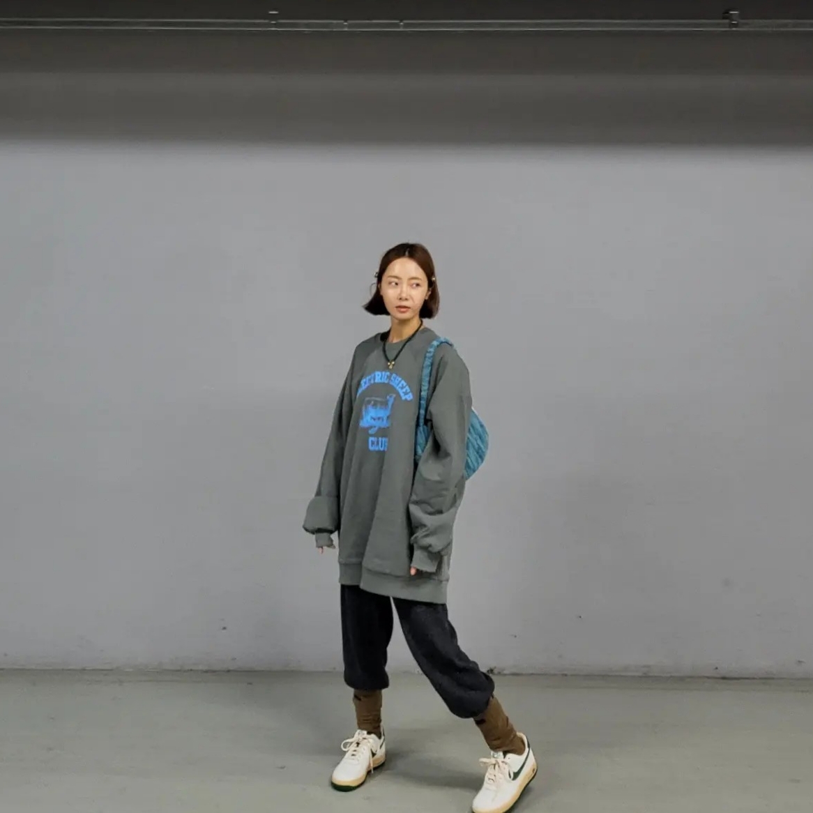 (W) Nike Air Force 1 Low Gorge Green 착용 스타일 - 3