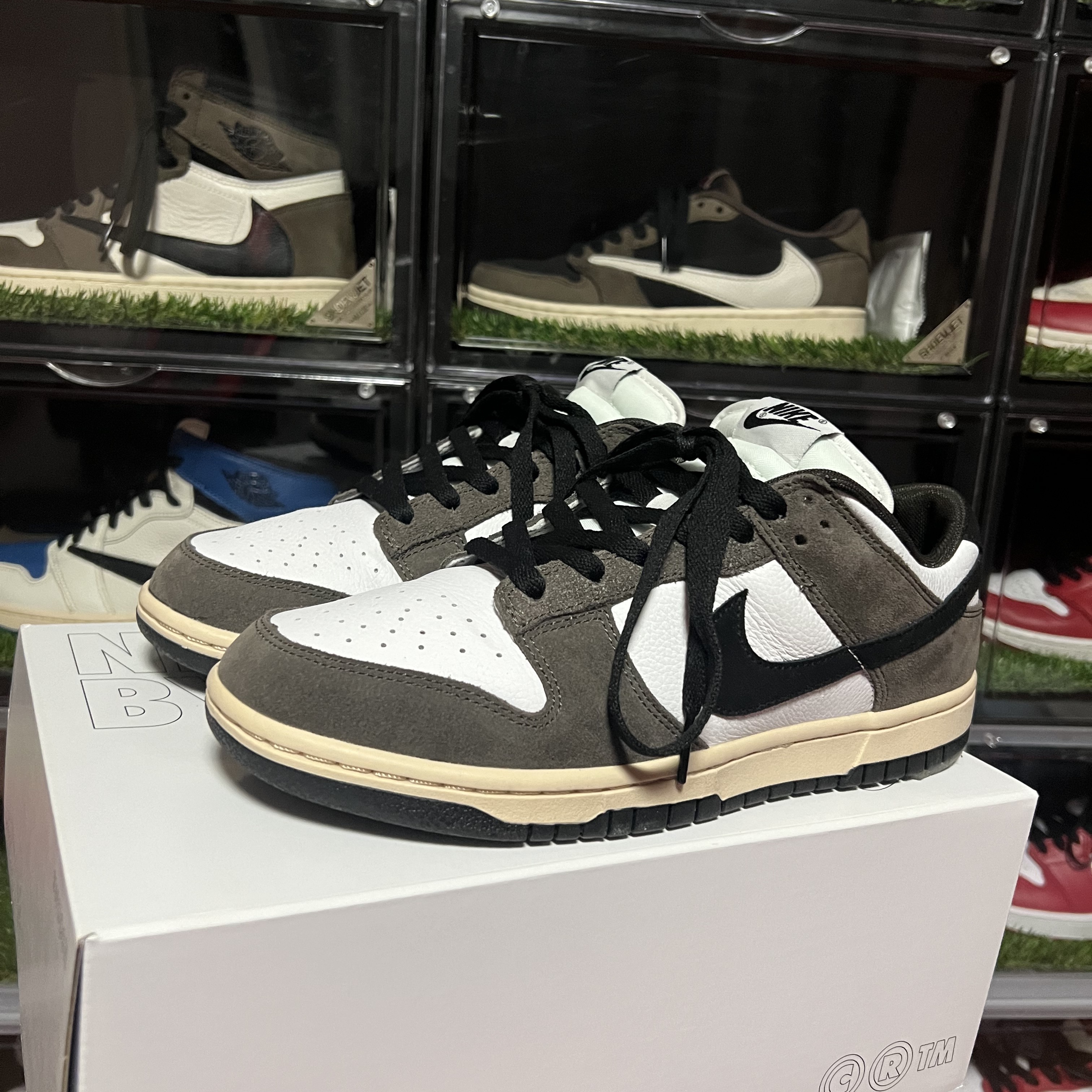 Jordan 1 x Travis Scott Retro High OG SP Mocha, Jordan 1 x Travis Scott Retro Low OG SP Mocha 착용 스타일 - 3