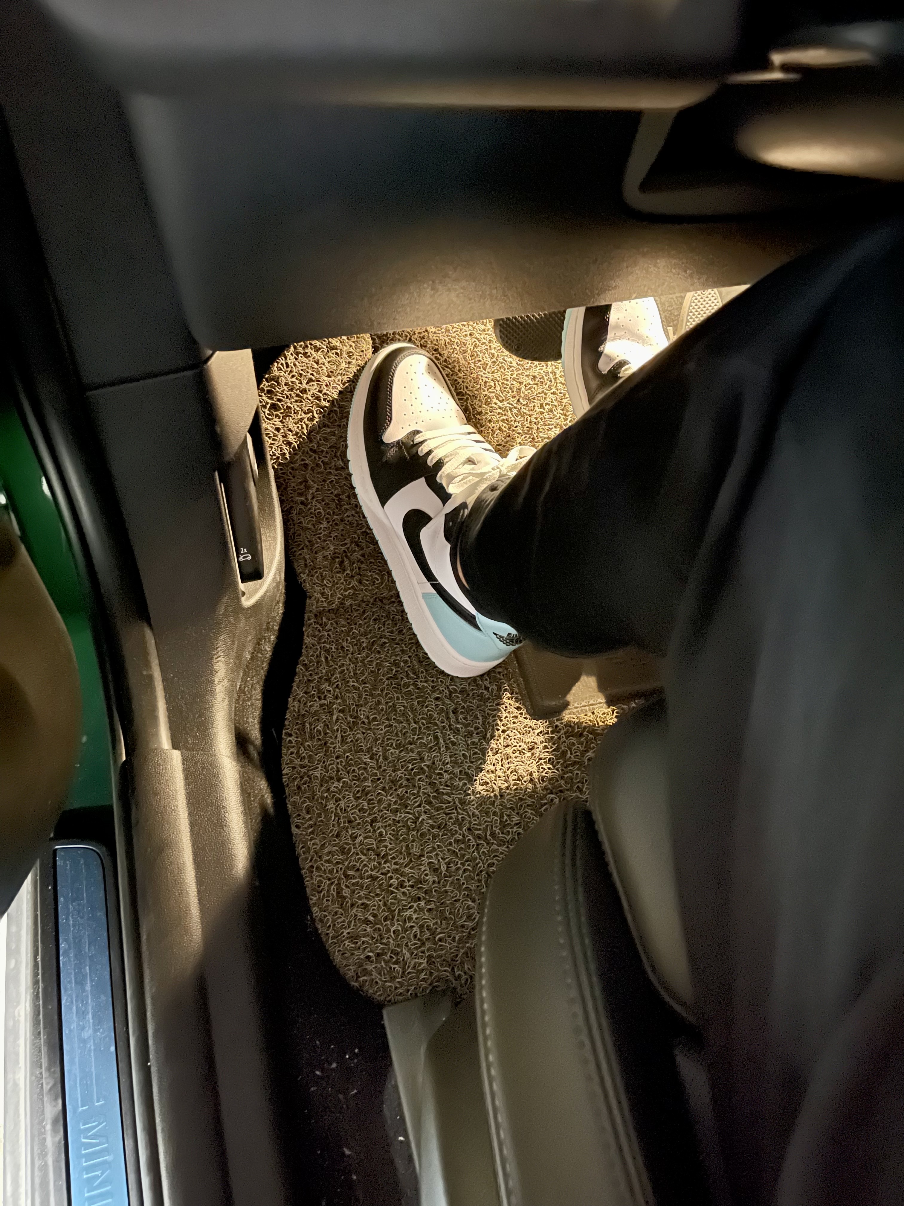 Jordan 1 Low Golf Copa 착용 스타일 - 1