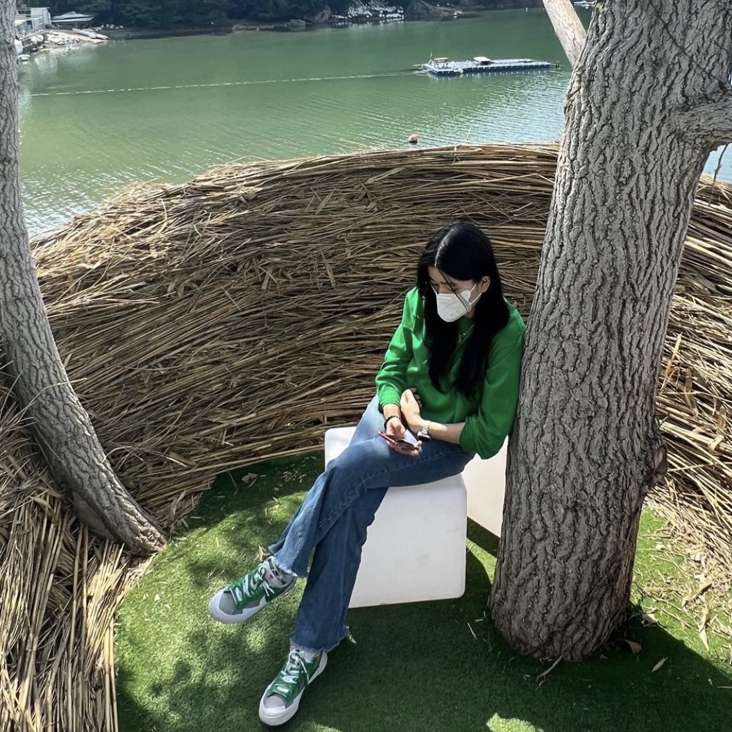 Nike x Sacai Blazer Low Classic Green 착용 스타일