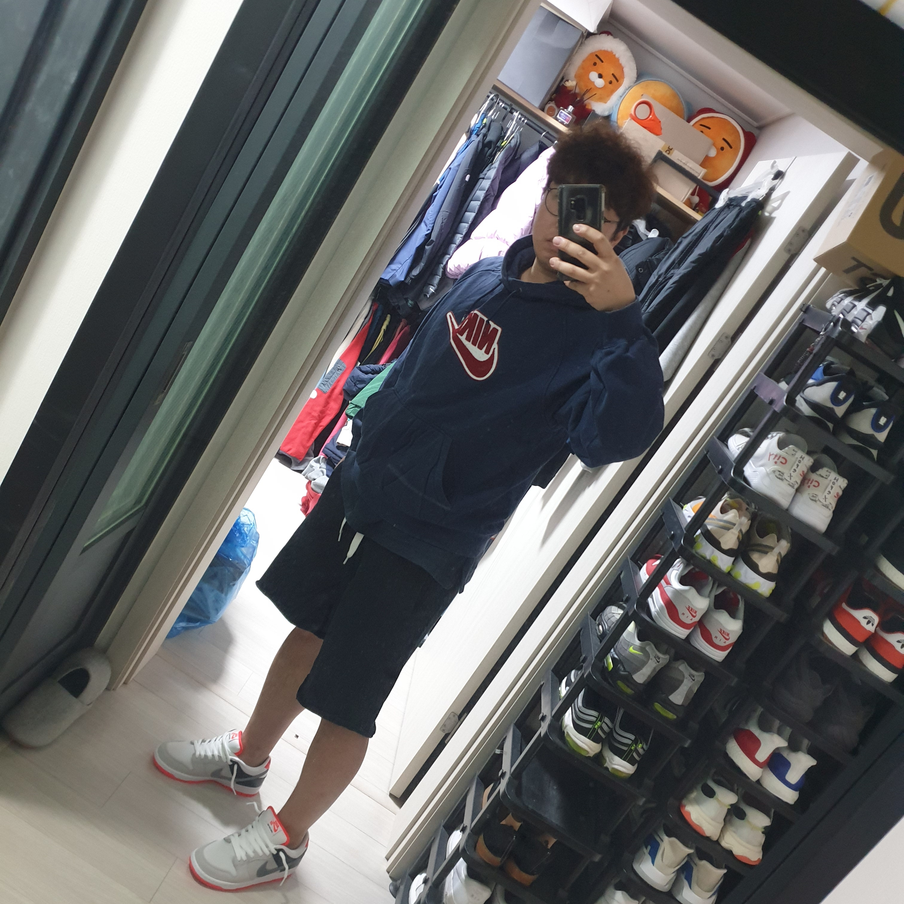 Nike SB Dunk Low Pro Infrared Orange Label 착용 스타일 - 1