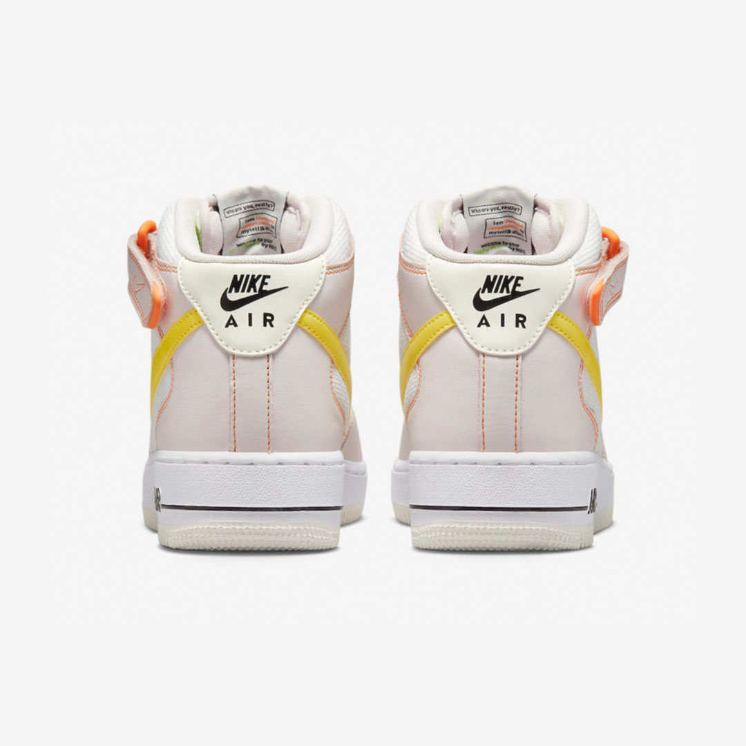 Nike x Stussy Air Force 1 '07 Mid SP Fossil, Nike x Stussy Air Force 1 '07 Mid SP Black and Light Bone 착용 스타일 - 5