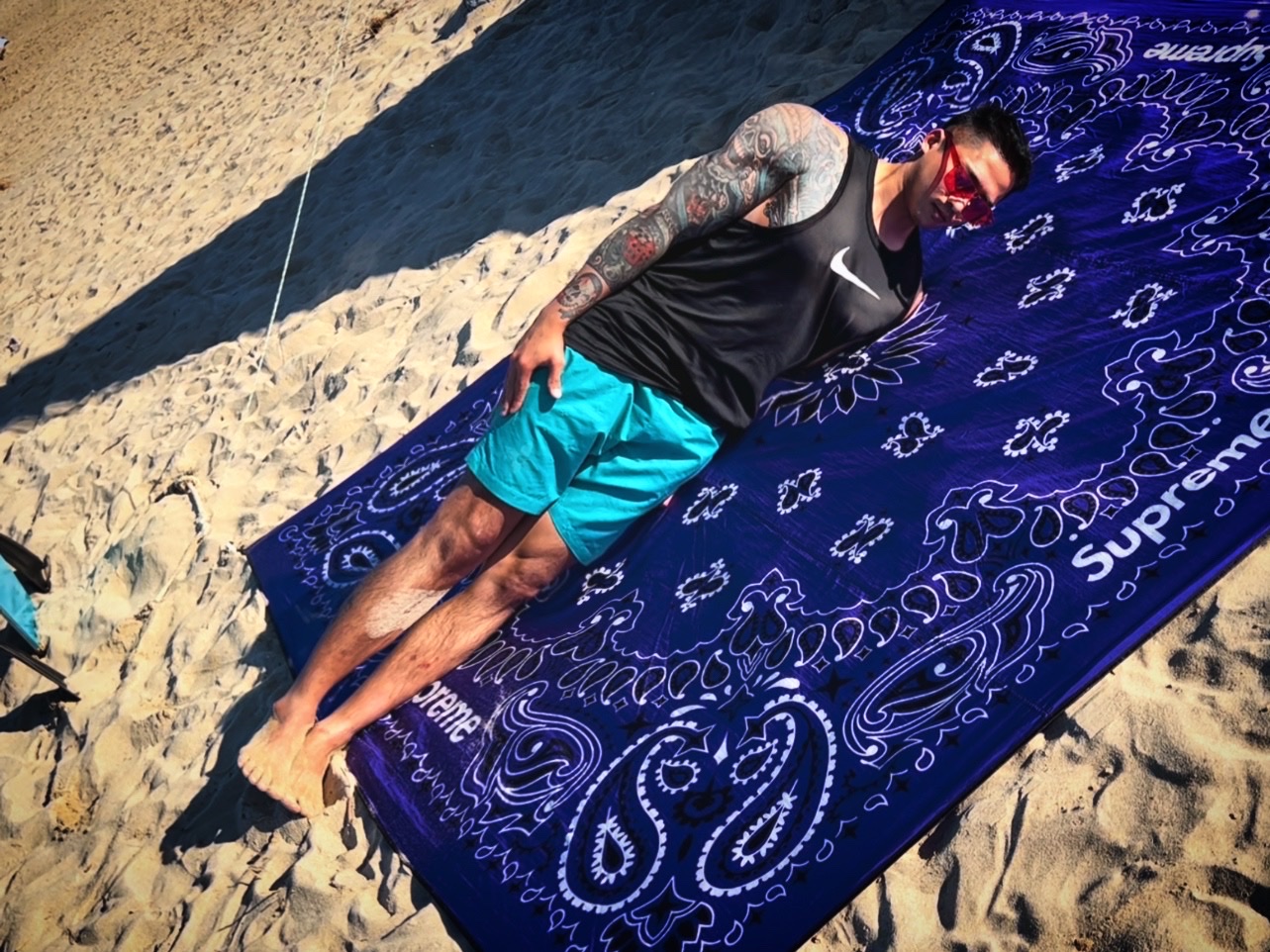 Supreme ENO Islander Nylon Blanket Purple - 22SS 착용 스타일 - 2