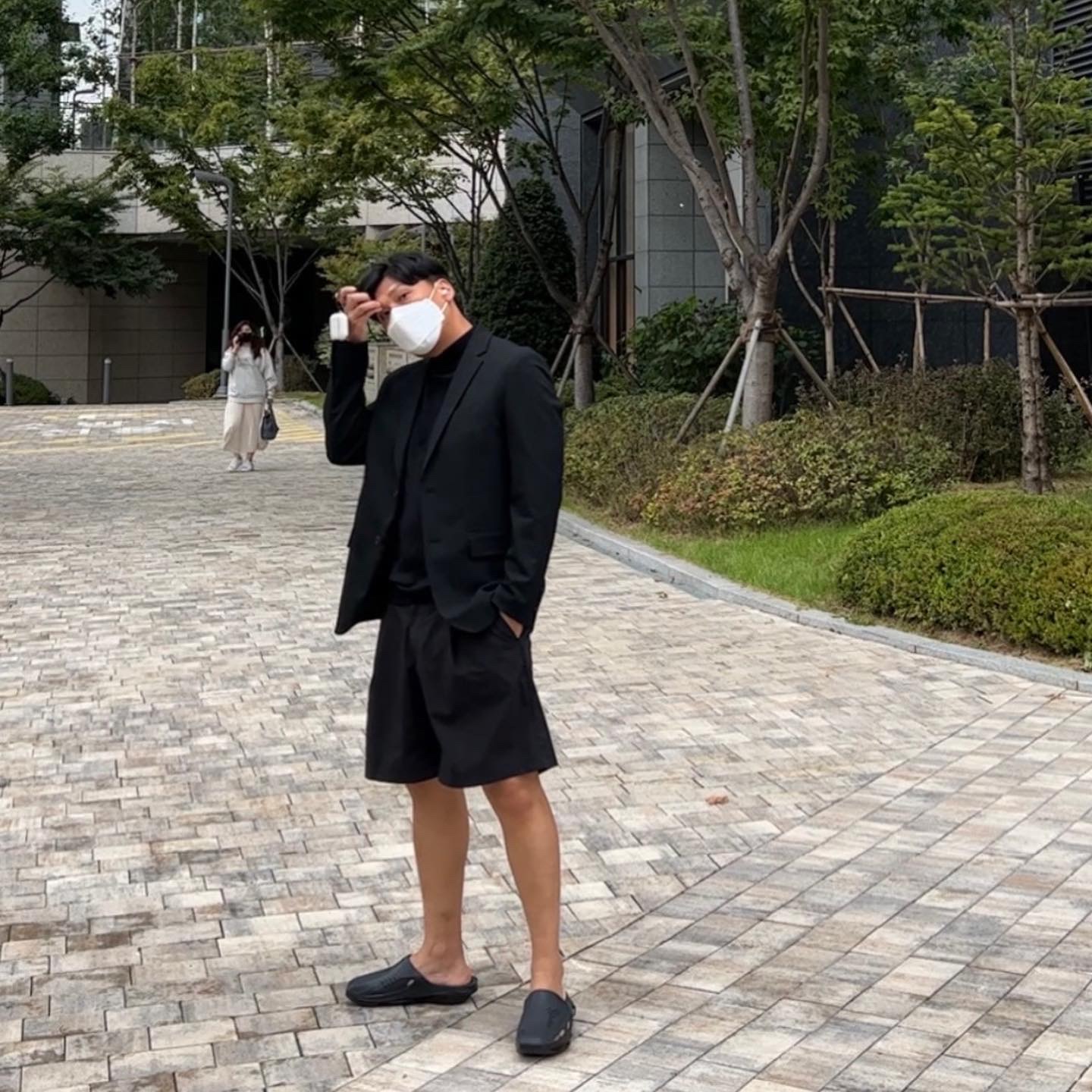 Nike x Matthew M Williams 005 Slide Black 착용 스타일 - 2
