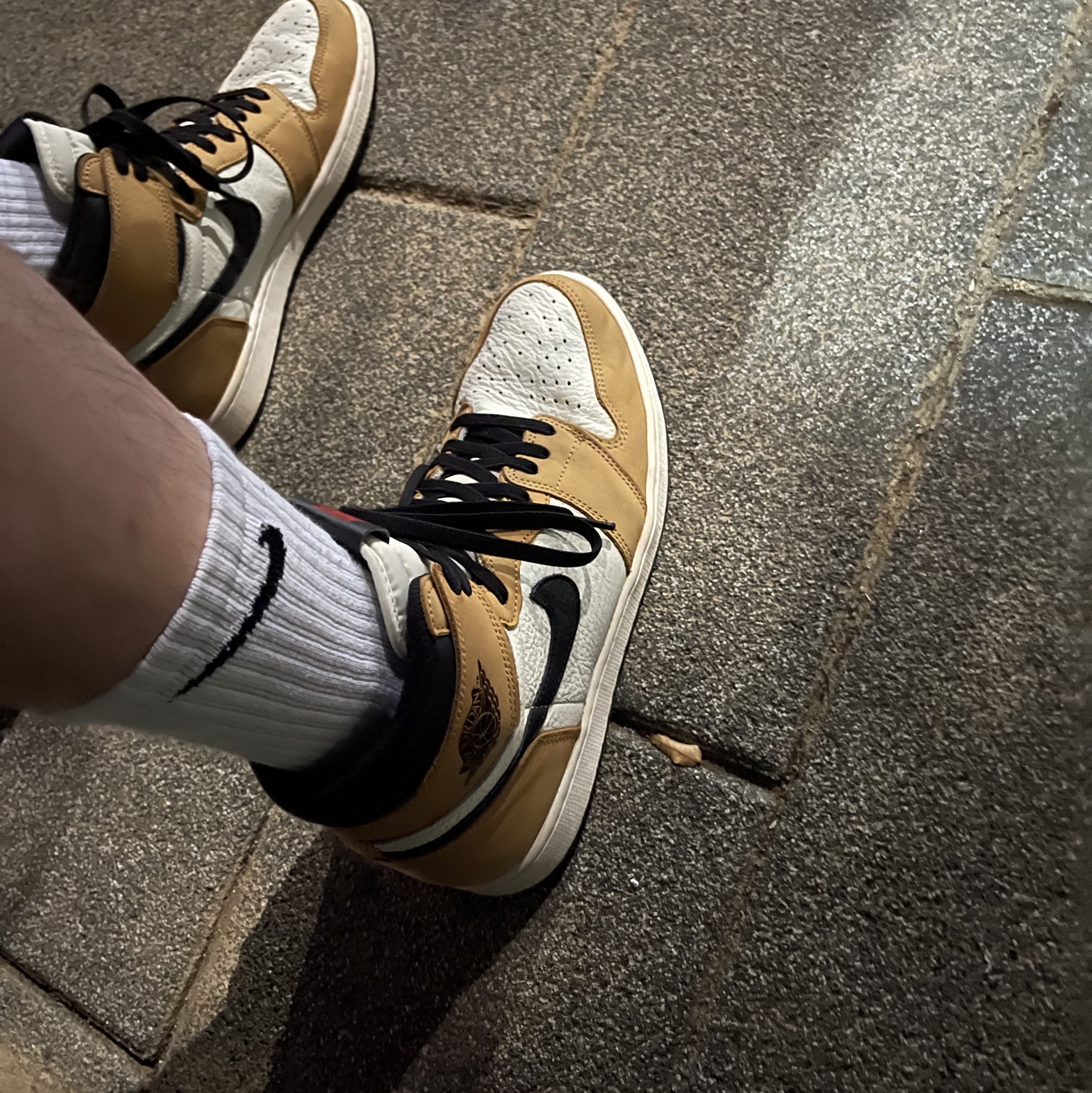 Jordan 1 Retro High Rookie of the Year 착용 스타일 - 3