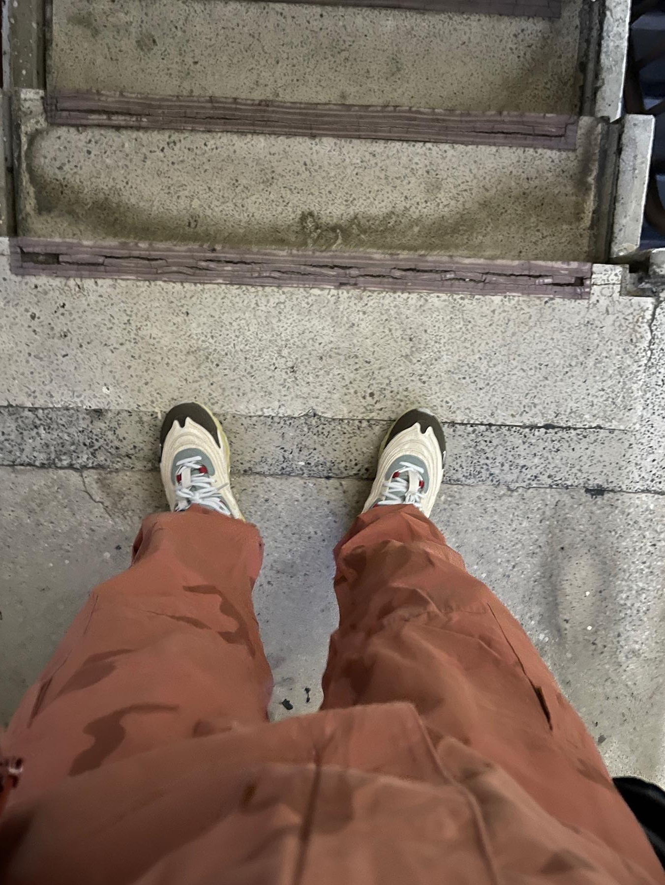 Supreme x Stone Island Camo Cargo Vest Coral Camo - 19SS, Supreme x Stone Island Camo Cargo Pants Coral - 19SS 착용 스타일 - 2