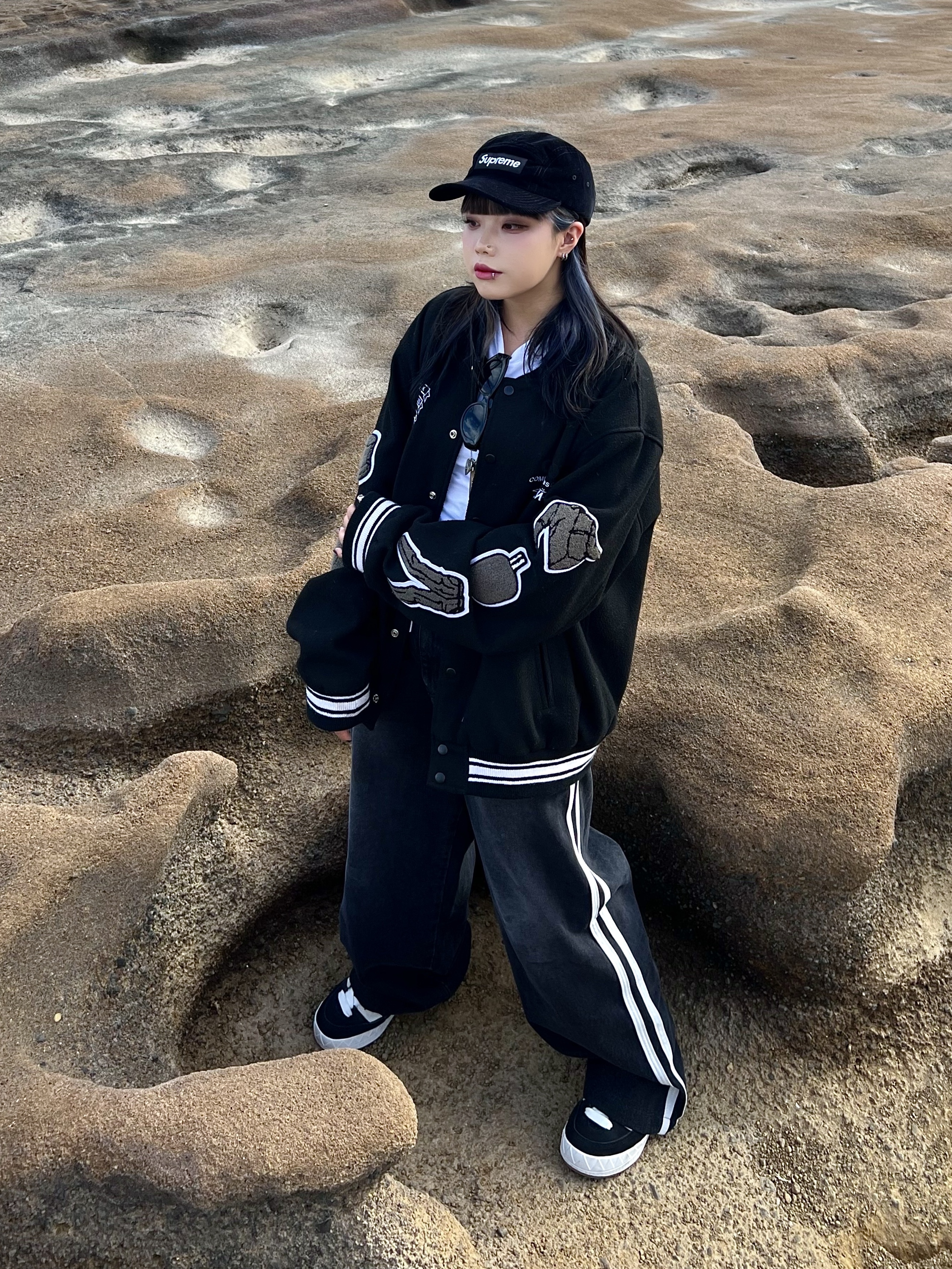 Stussy x CDG Varsity Jacket, Adidas Adimatic Core Black 착용 스타일 - 1